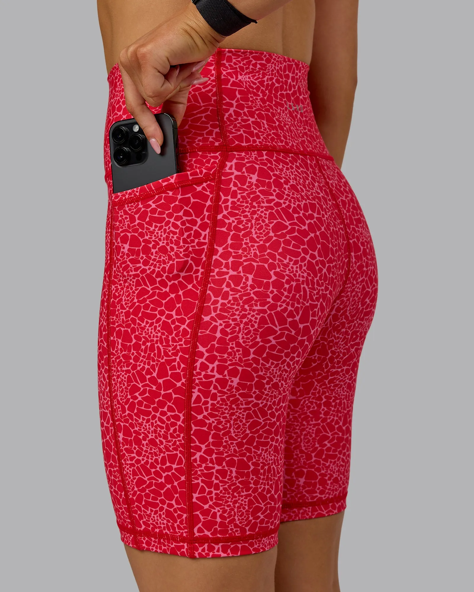 Fusion Ultra High-Rise 9" Short Pockets - Red Vitality Print sold by LSKD product image thumbnail 5