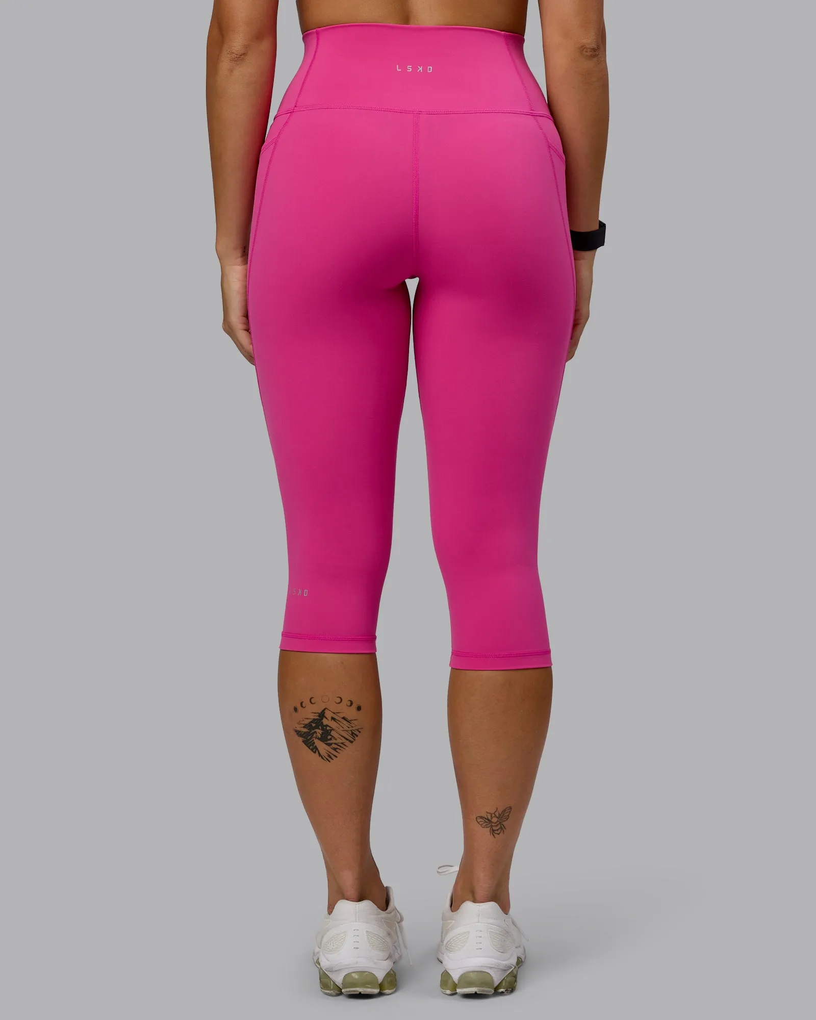 Fusion Ultra High-Rise 3/4 Legging Pockets - Fuchsia Pink sold by LSKD product image thumbnail 3