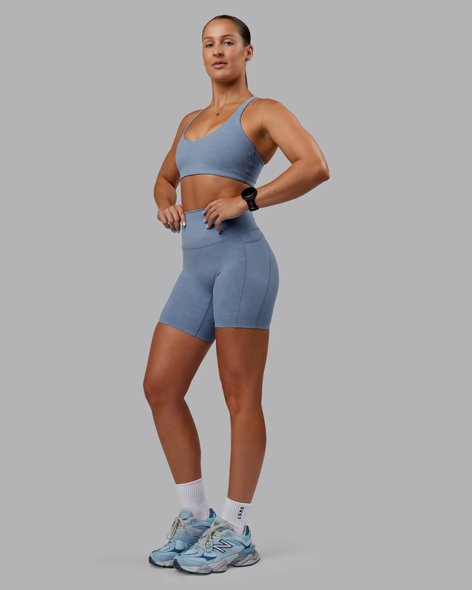 Abs Elixir Ultra High-Rise 6" Short Pockets - Infinity Mirage sold by LSKD product image thumbnail 5