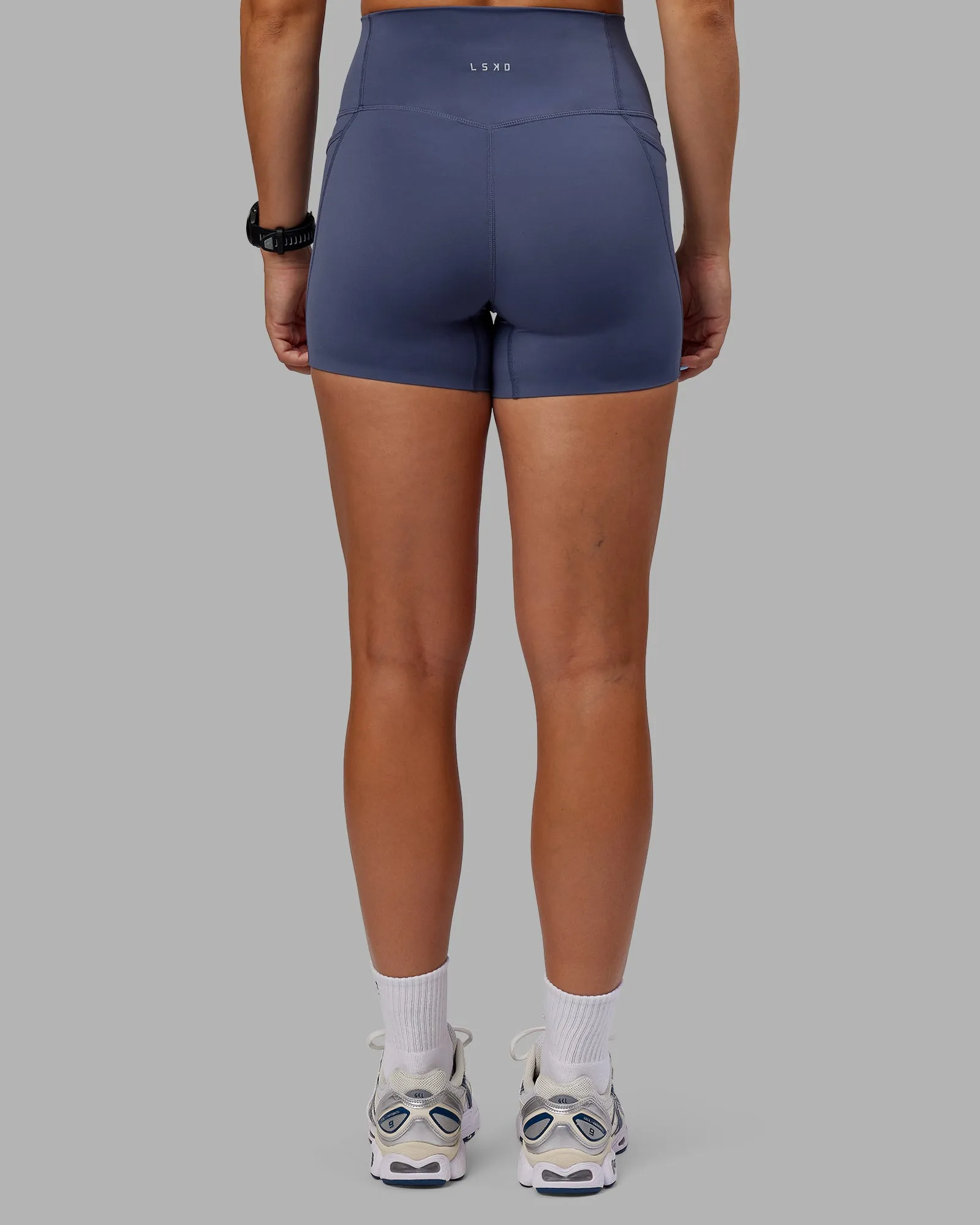 Abs Elixir Ultra High-Rise 4" Short Pockets - Nightshadow Blue sold by LSKD product image thumbnail 4