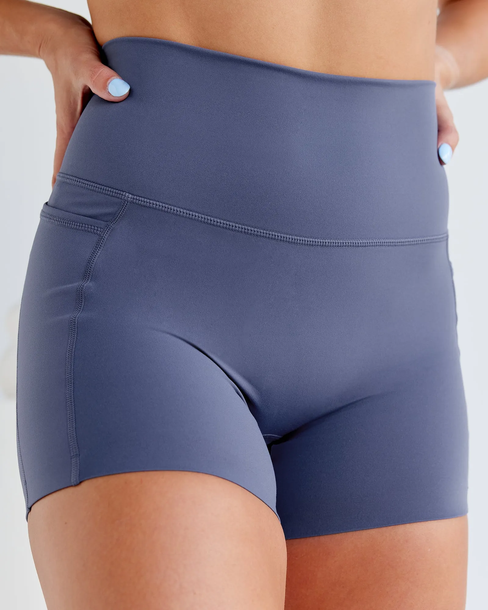 Abs Elixir Ultra High-Rise 4" Short Pockets - Nightshadow Blue sold by LSKD product image thumbnail 2