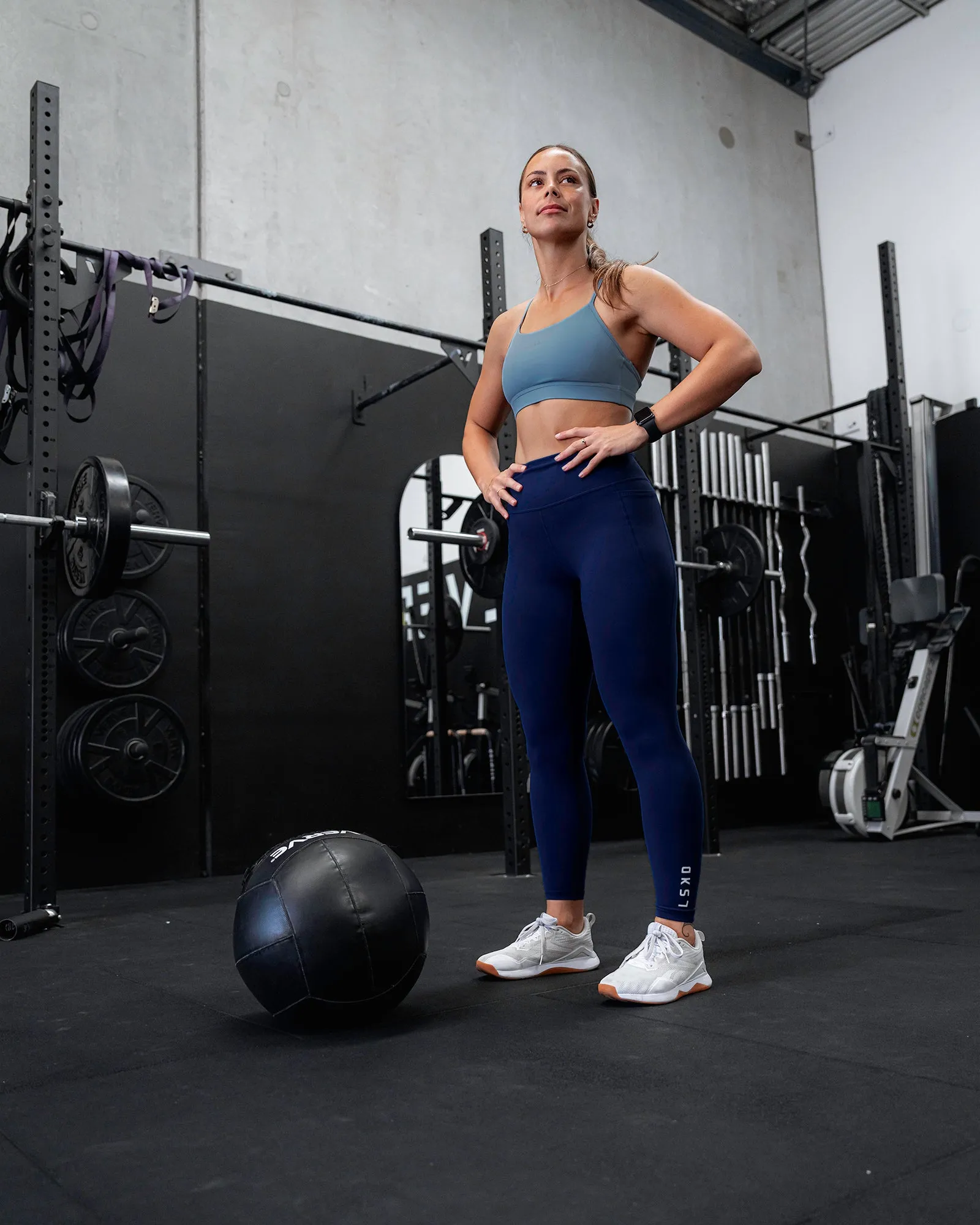 Flux Ultra High-Rise Full Length Legging Pockets - Midnight Blue sold by LSKD product image thumbnail 2