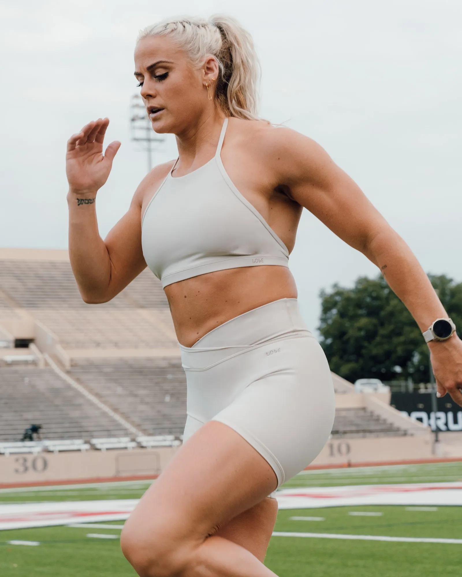 Sara Strike Ultra High-Rise Cross Over Waist 6" Short - Shale Beige sold by LSKD product image thumbnail 2