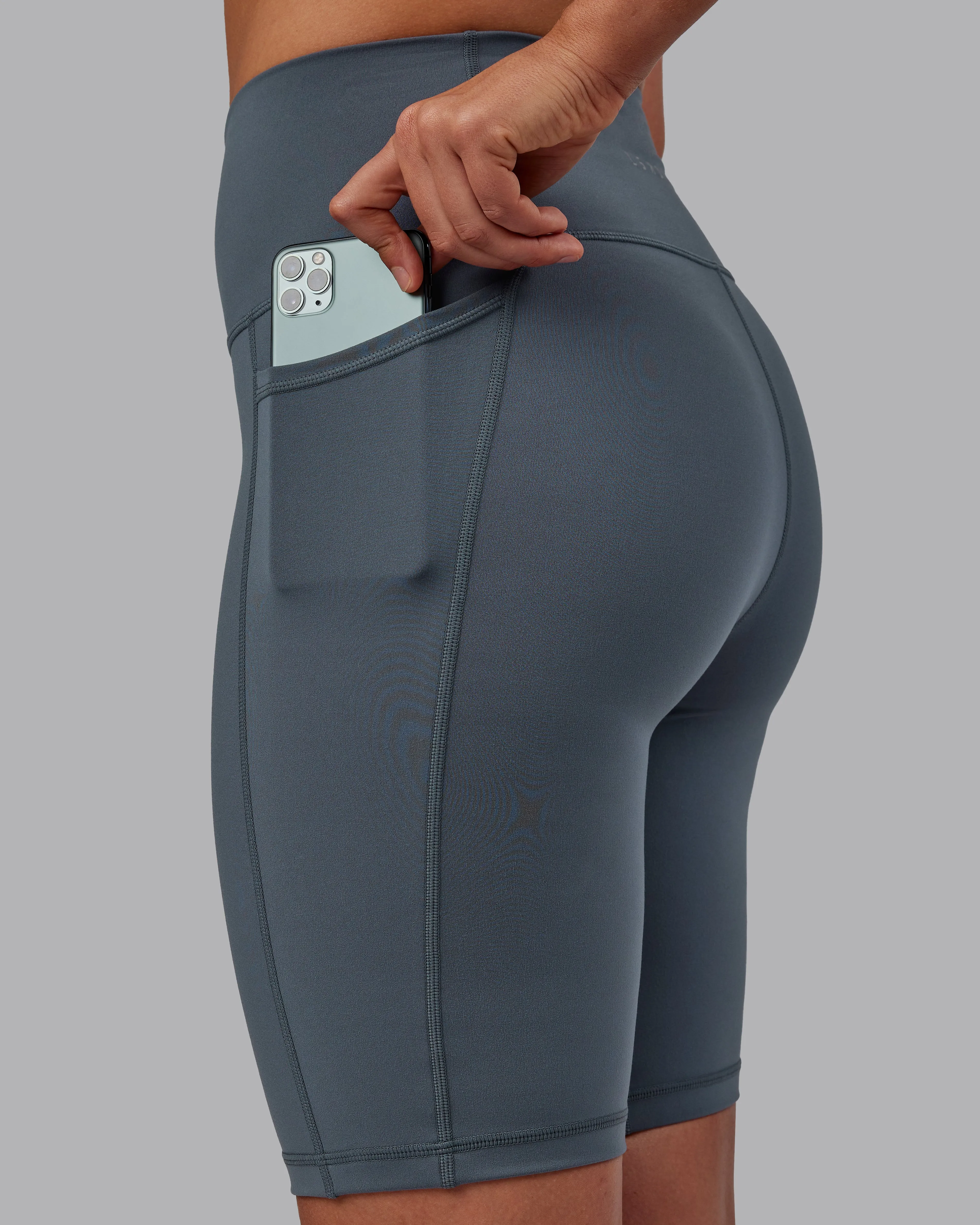 Fusion Ultra High-Rise 9" Short Pockets - Turbulence sold by LSKD product image thumbnail 4