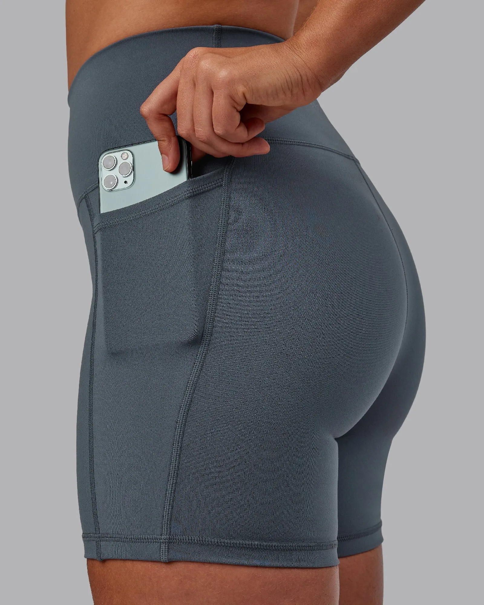 Fusion Ultra High-Rise 6" Short Pockets - Turbulence sold by LSKD product image thumbnail 4