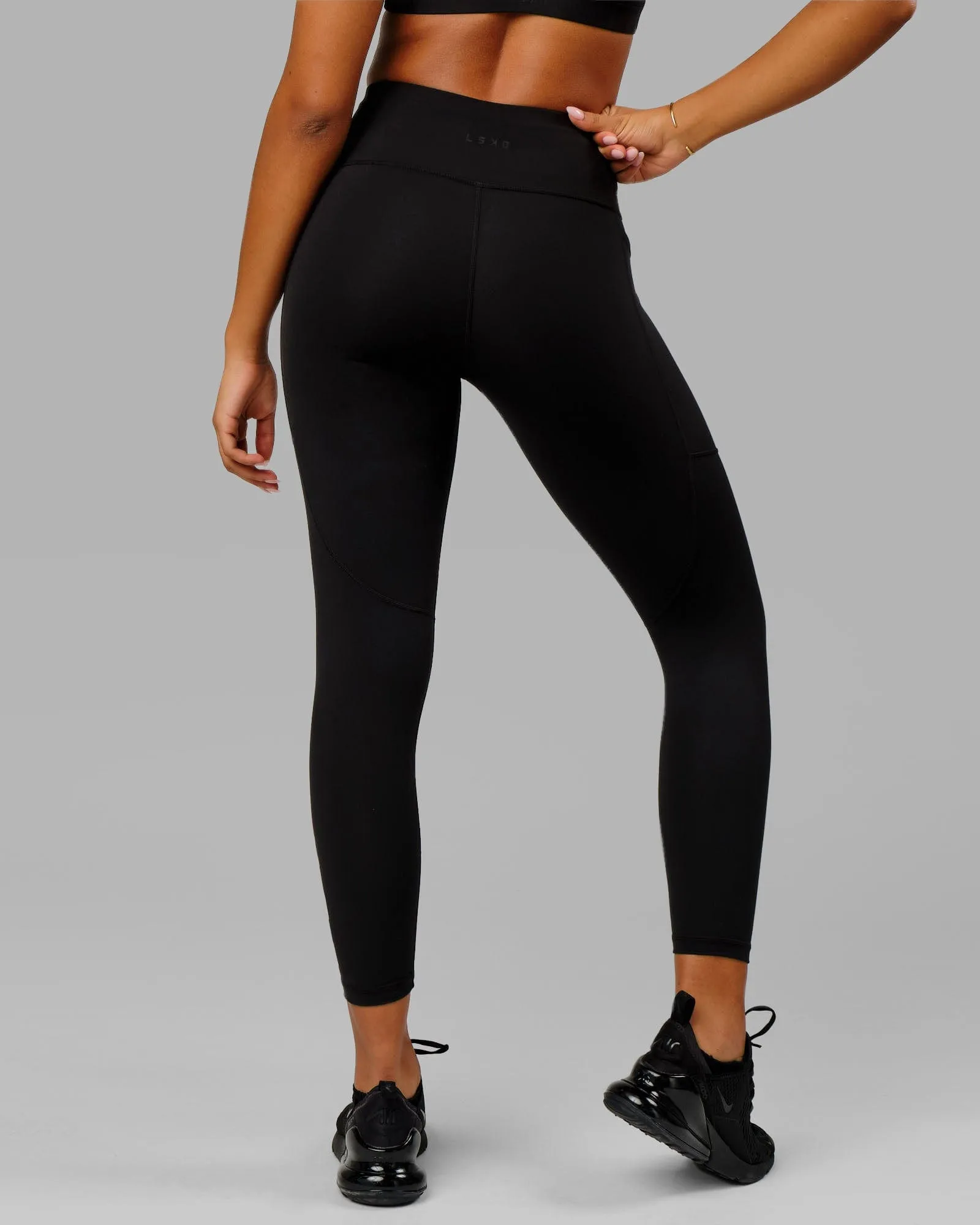Rep Ultra High-Rise 7/8 Legging Pockets - Black-White sold by LSKD product image thumbnail 4