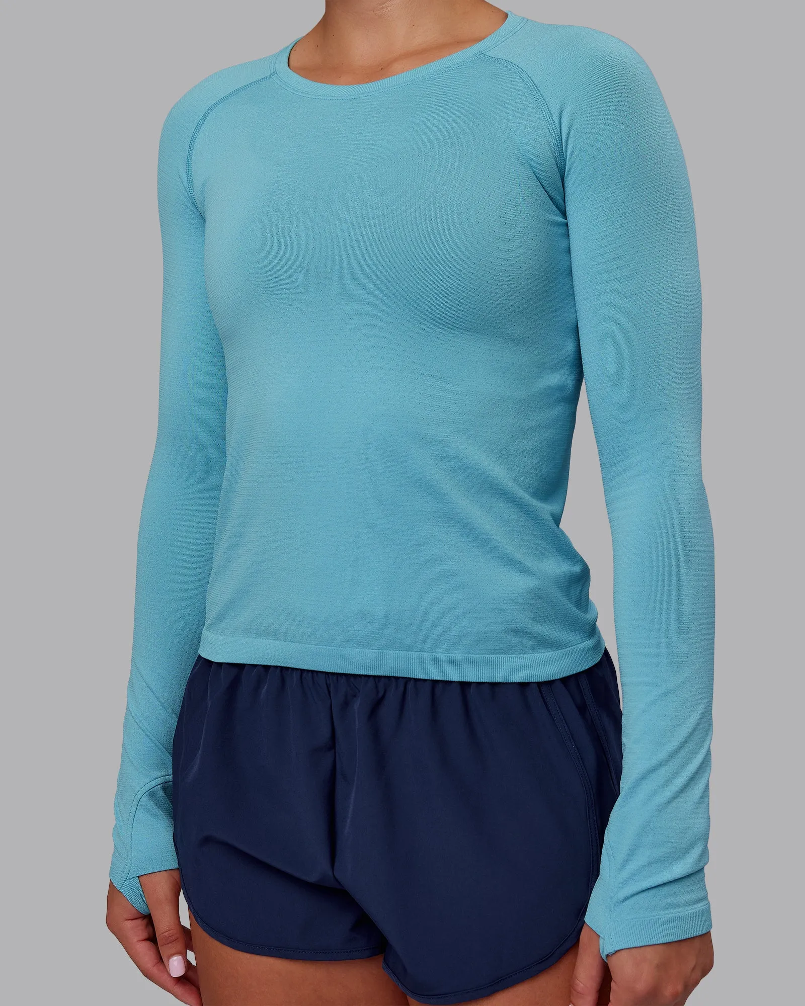 AeroFLX+ Seamless Long Sleeve Tee - Retro Blue/Retro Blue sold by LSKD product image thumbnail 4