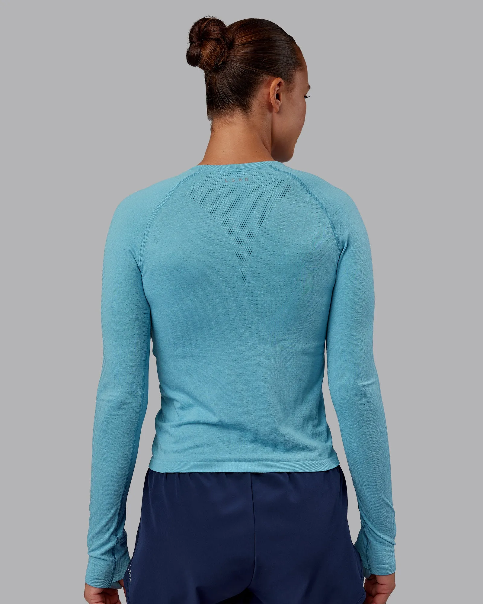AeroFLX+ Seamless Long Sleeve Tee - Retro Blue/Retro Blue sold by LSKD product image thumbnail 3