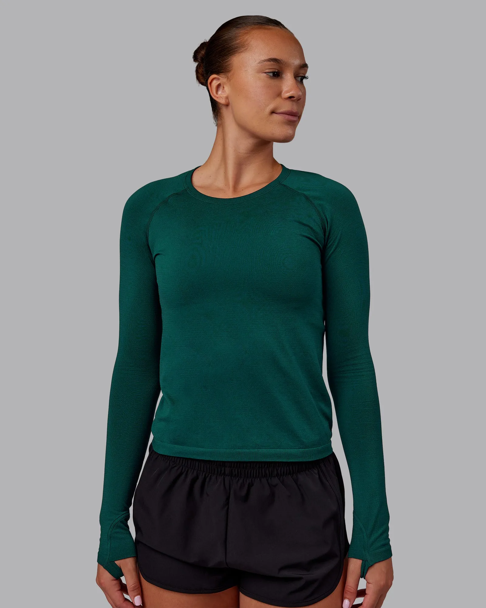 AeroFLX+ Seamless Long Sleeve Tee - Dark Moss/Dark Moss sold by LSKD product image thumbnail 2