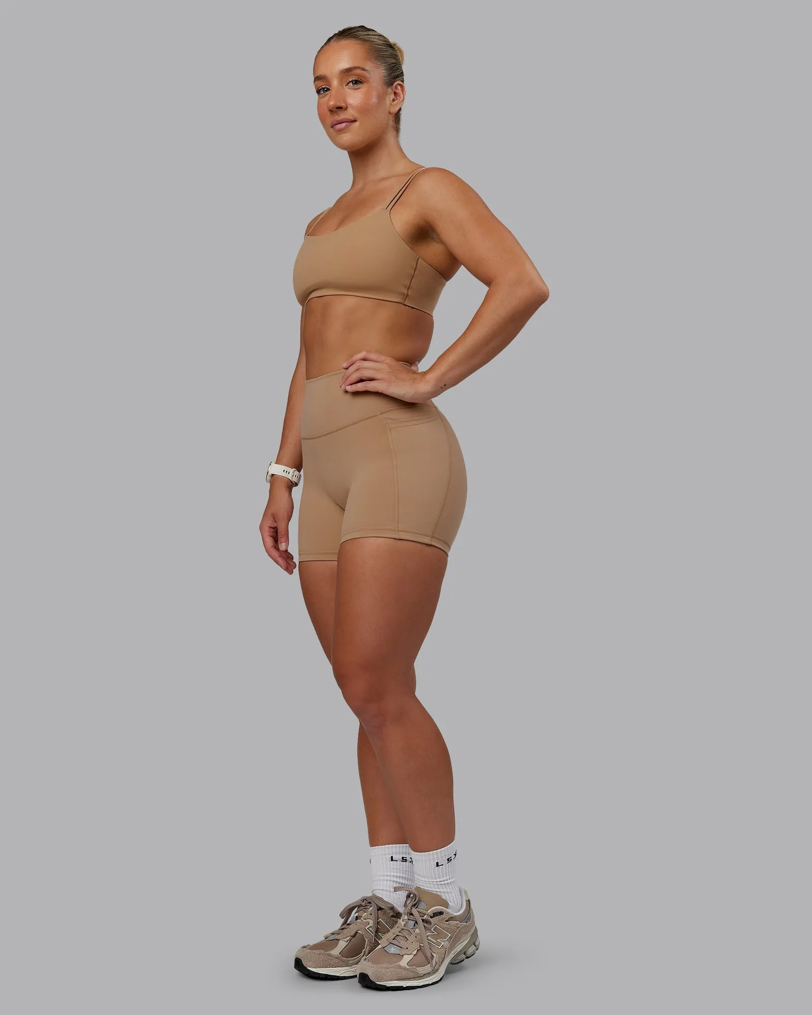 Fusion Ultra High-Rise 4" Short Pockets - Warm Smoke sold by LSKD product image thumbnail 5