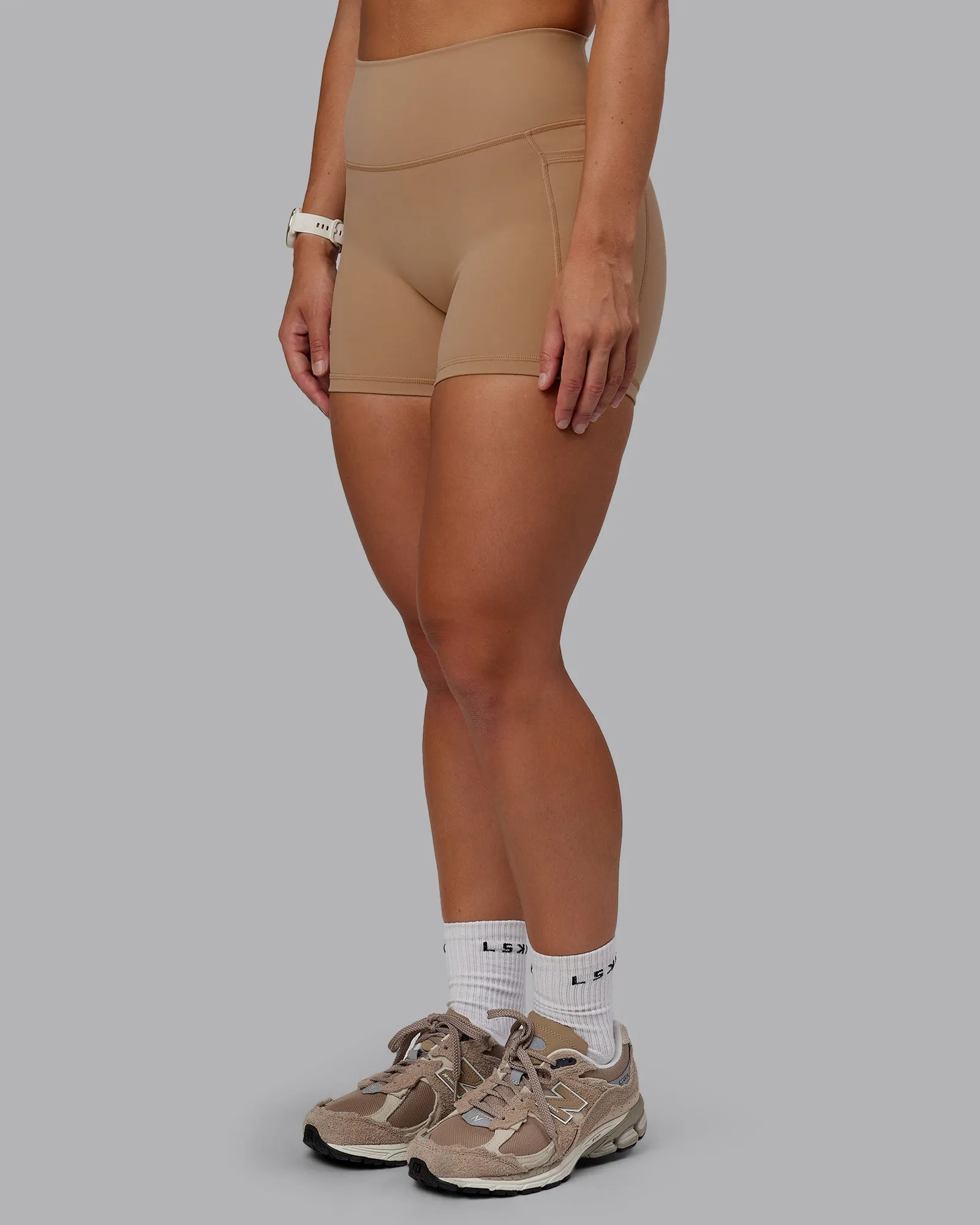 Fusion Ultra High-Rise 4" Short Pockets - Warm Smoke sold by LSKD product image thumbnail 3