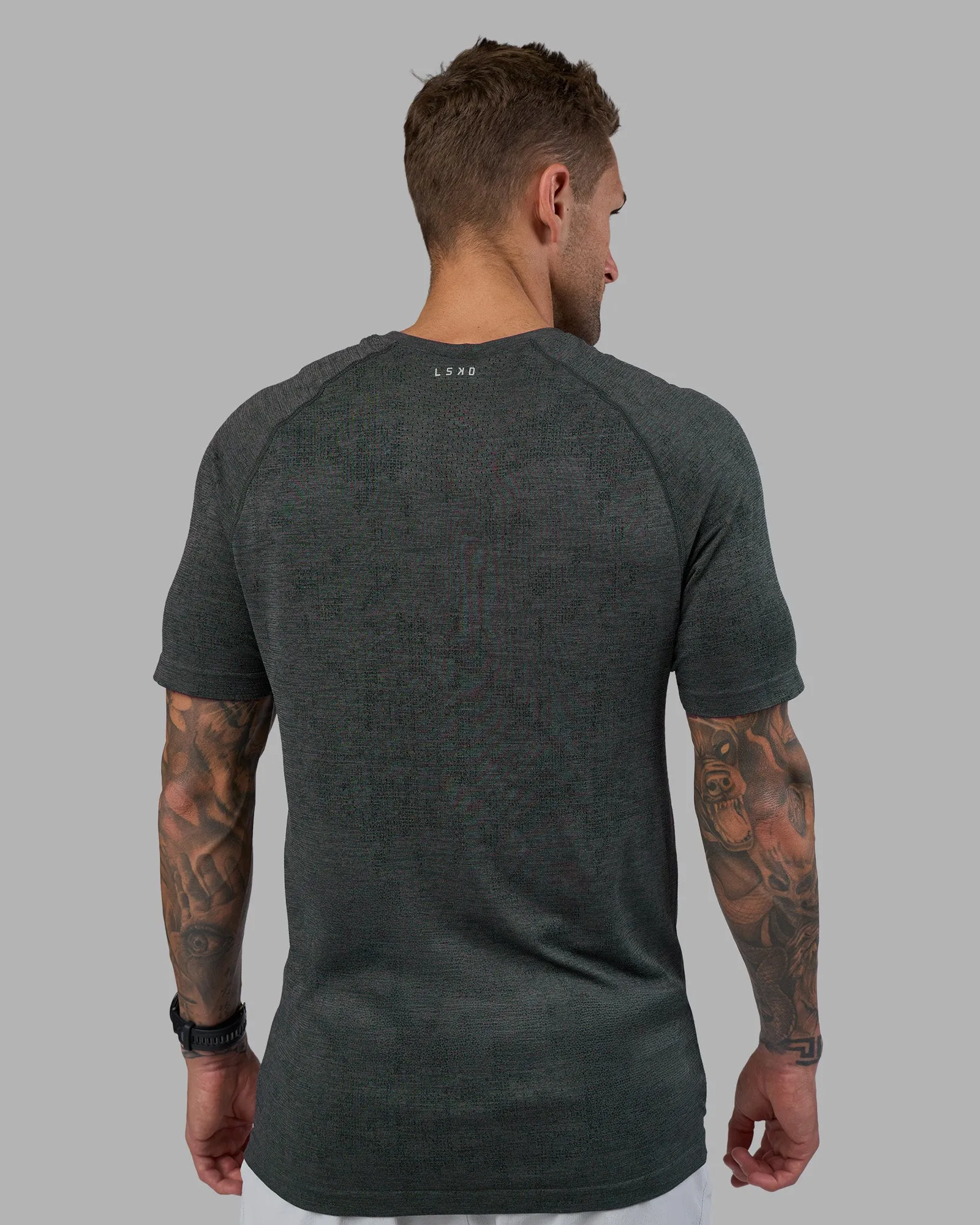 AeroFLX+ Seamless Tee - Black Camo-Graphite sold by LSKD product image thumbnail 4