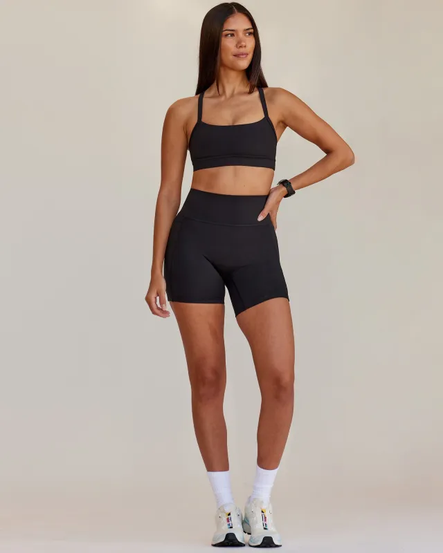Fusion V-Contour Ultra High-Rise 6" Short Pockets - Black sold by LSKD