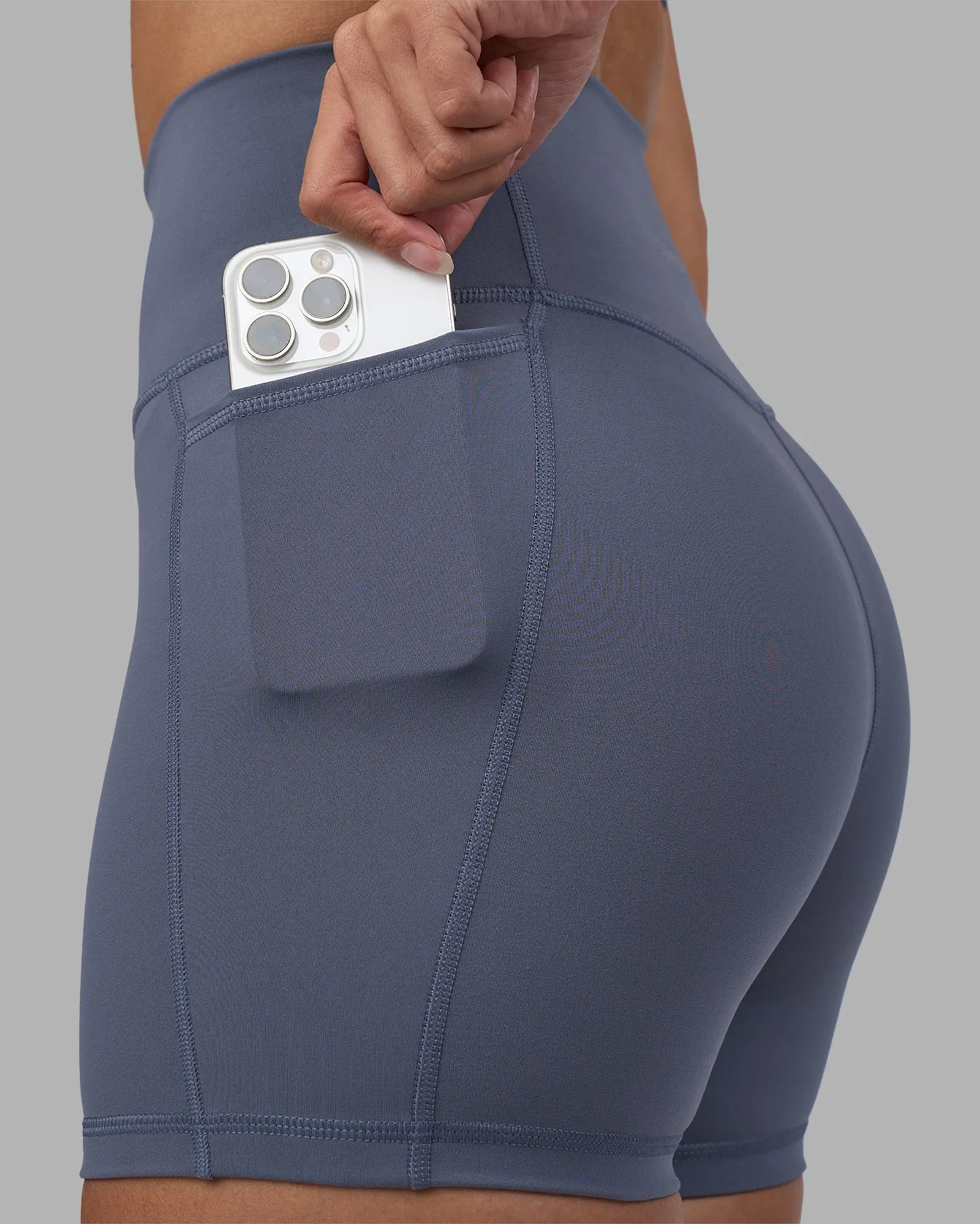 Fusion Ultra High-Rise 4" Short Pockets - Night Shadow sold by LSKD product image thumbnail 2