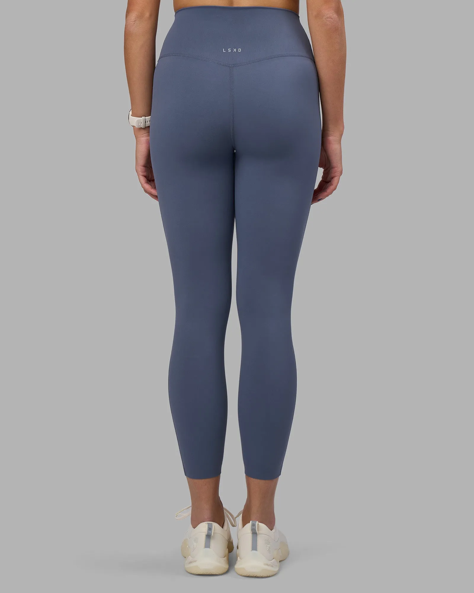 Elixir Ultra High-Rise 7/8 Legging - Night Shadow sold by LSKD product image thumbnail 4