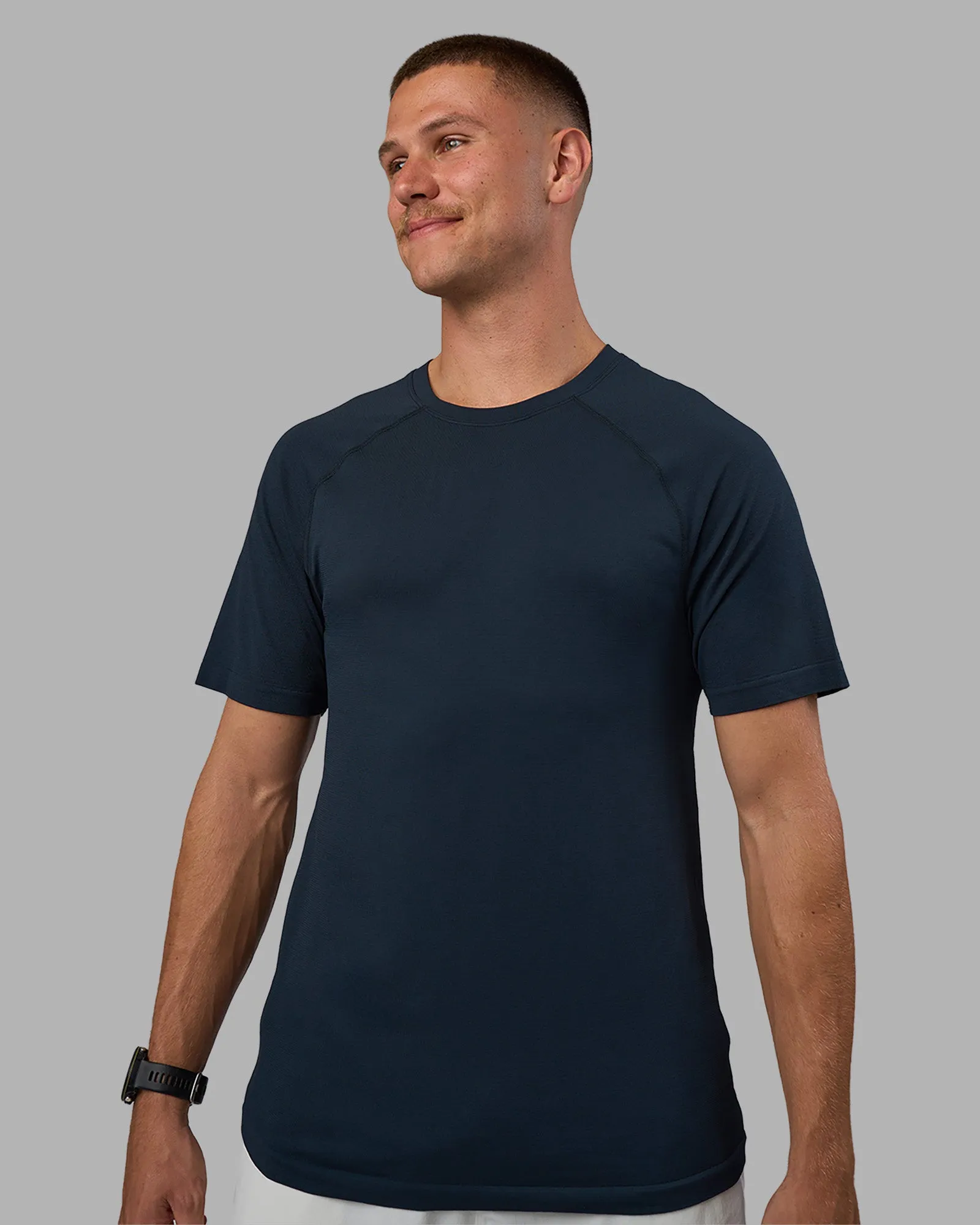 AeroFLX+ Seamless Tee - Navy/Navy sold by LSKD