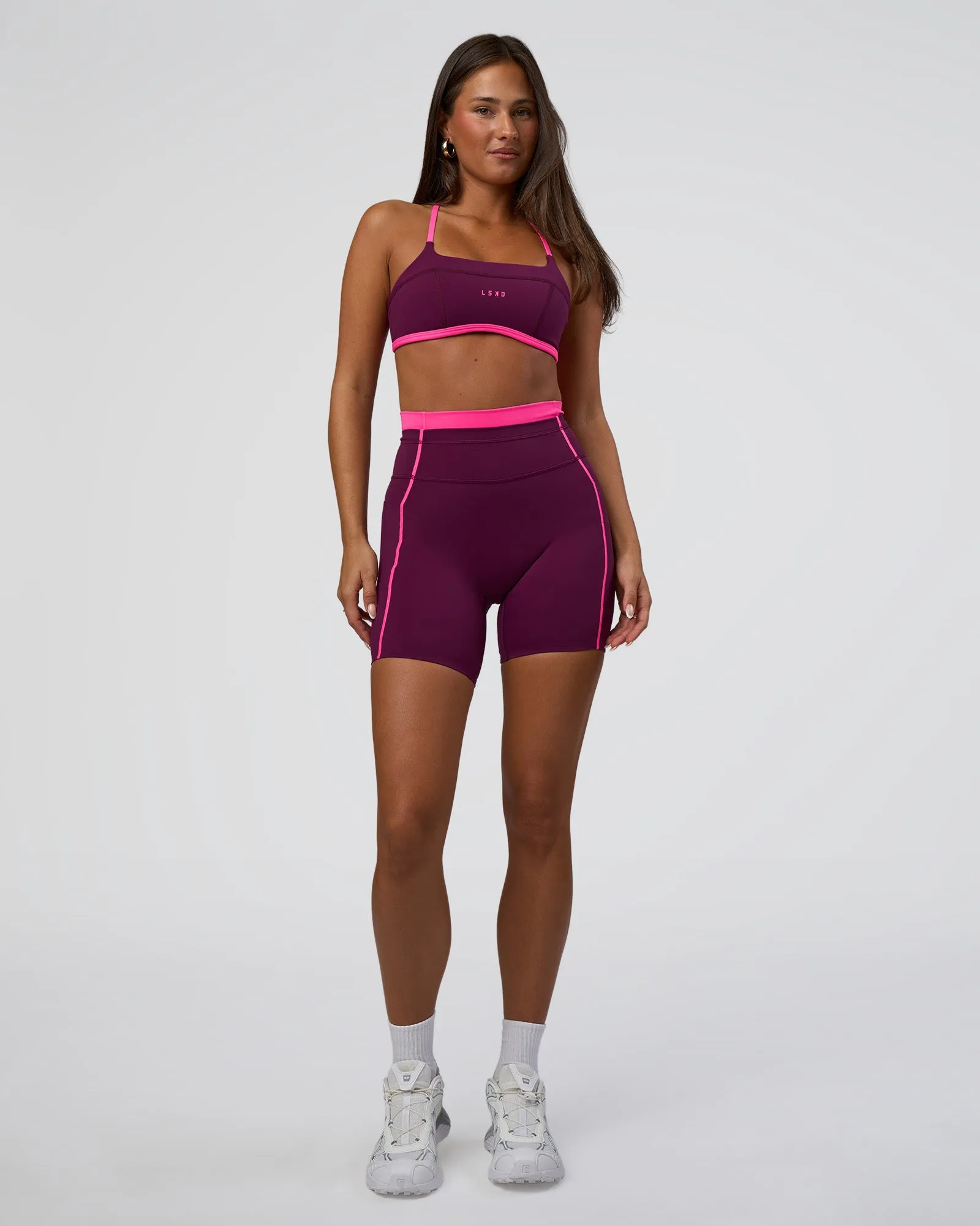 Liberate Contrast High-Rise 6" Short Pockets - Plum Caspia-Ultra Pink sold by LSKD product image thumbnail 5