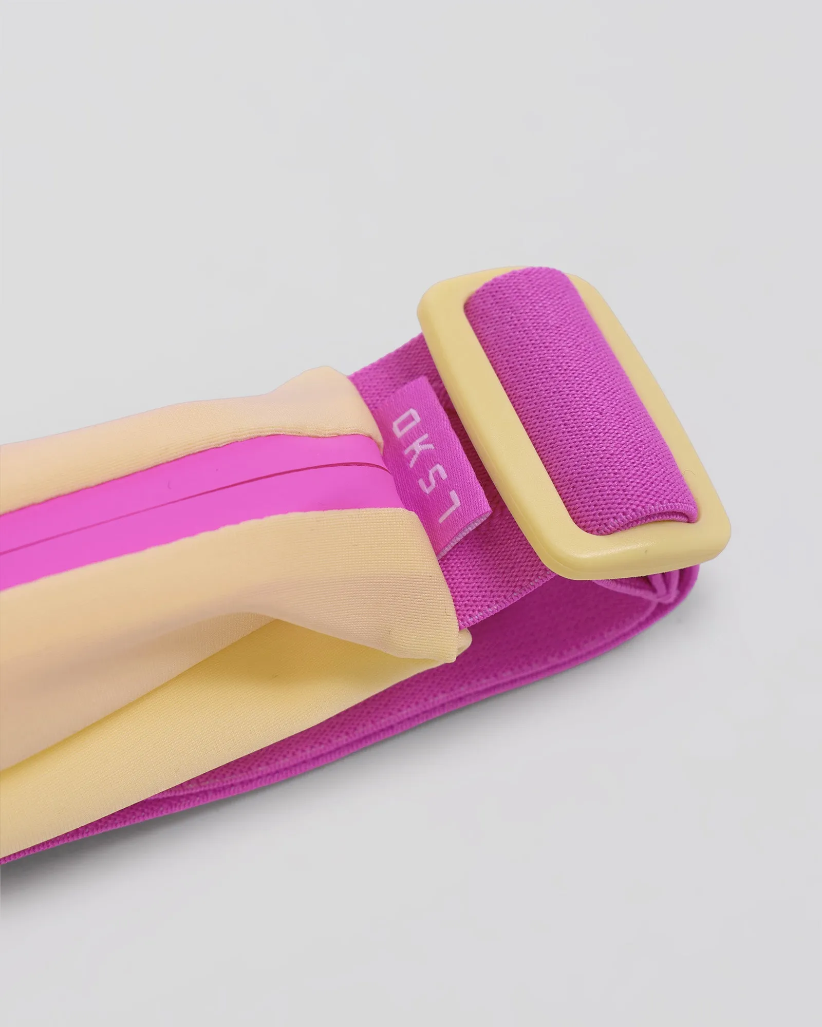 Rep Run Belt 2.0 - Yellow Fizz-Ultra Fuchsia sold by LSKD product image thumbnail 5