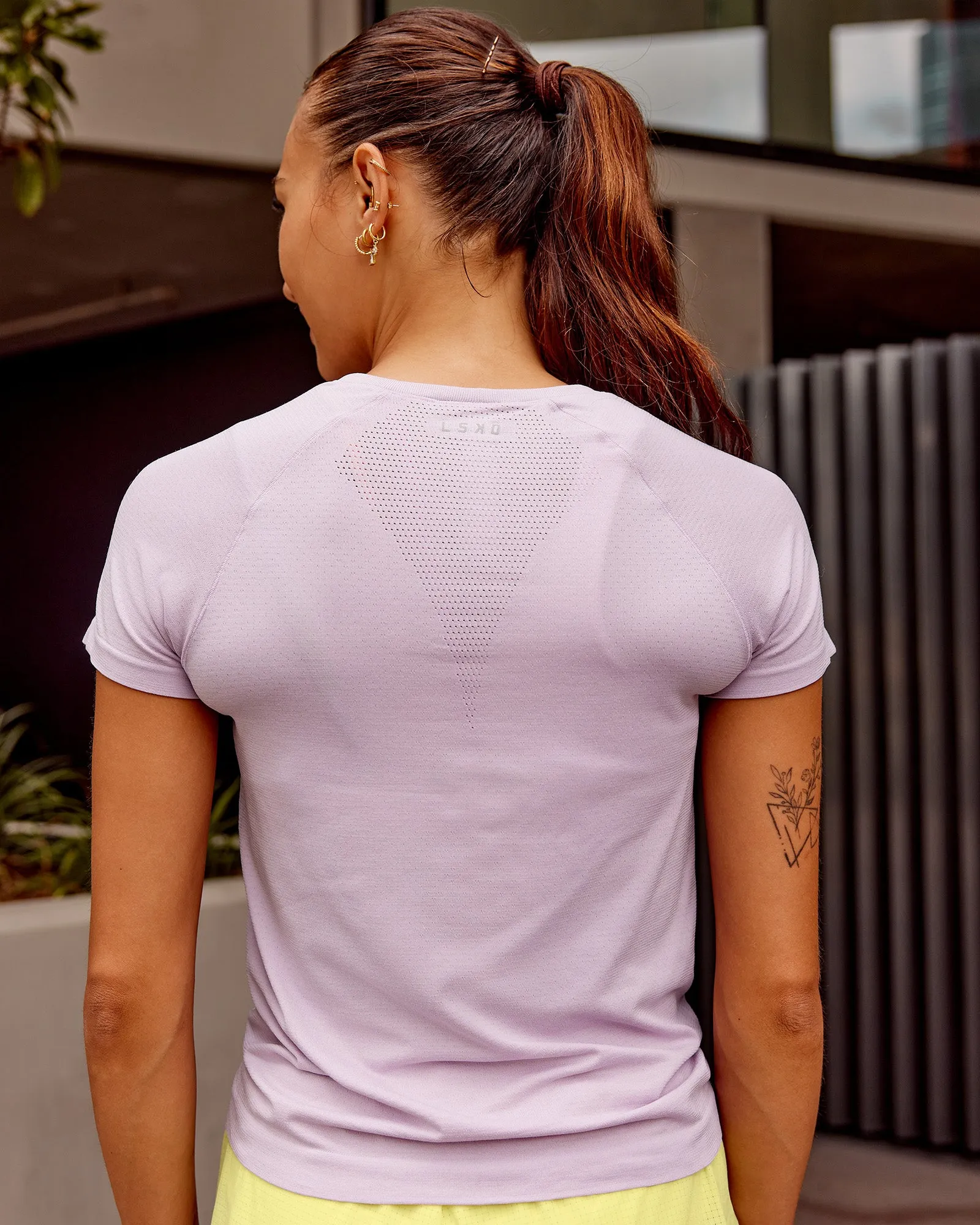 AeroFLX+ Seamless Tee - Fair Orchid/Fair Orchid sold by LSKD product image thumbnail 4