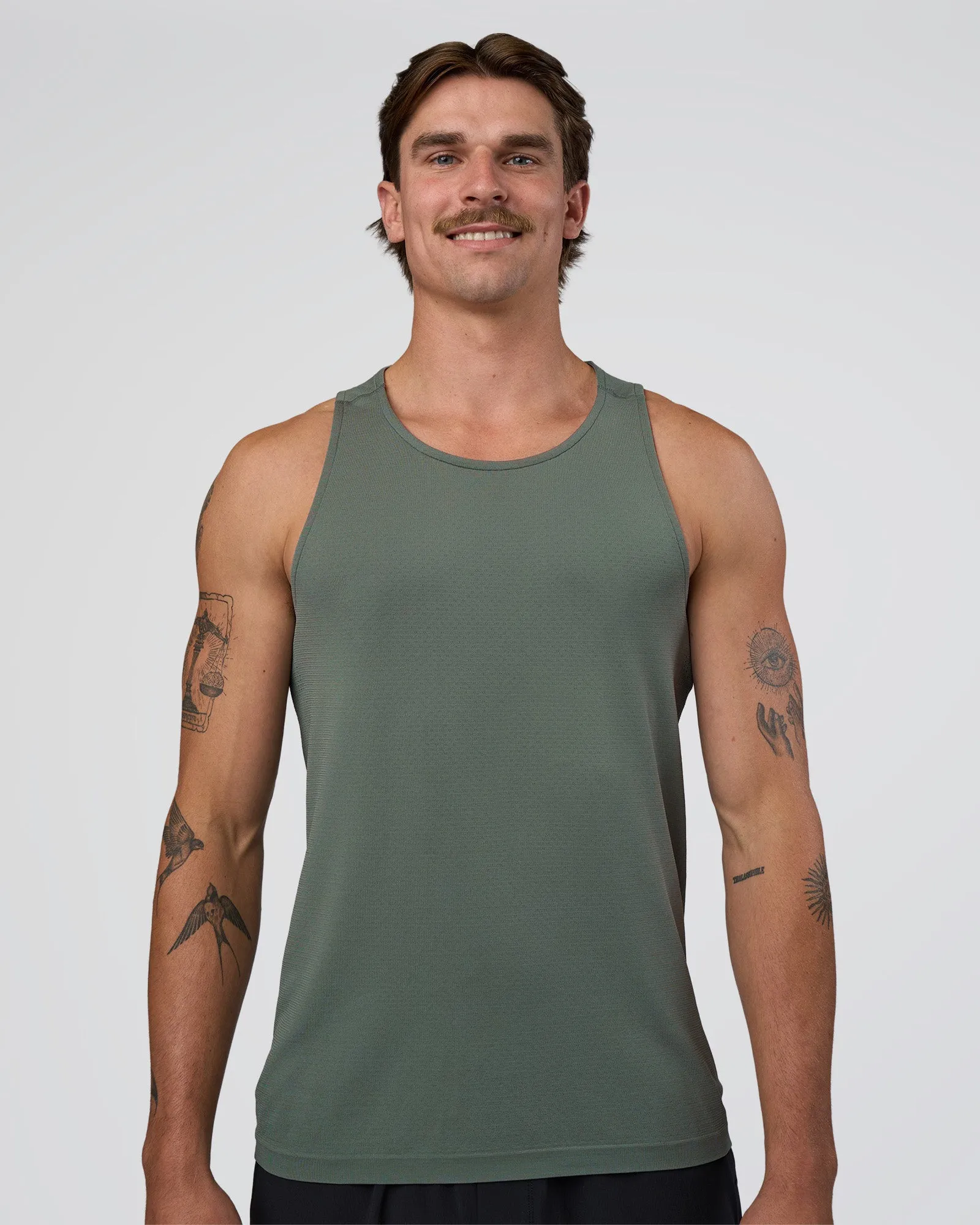 AeroFLX+ Seamless Tank - Graphite/Graphite sold by LSKD