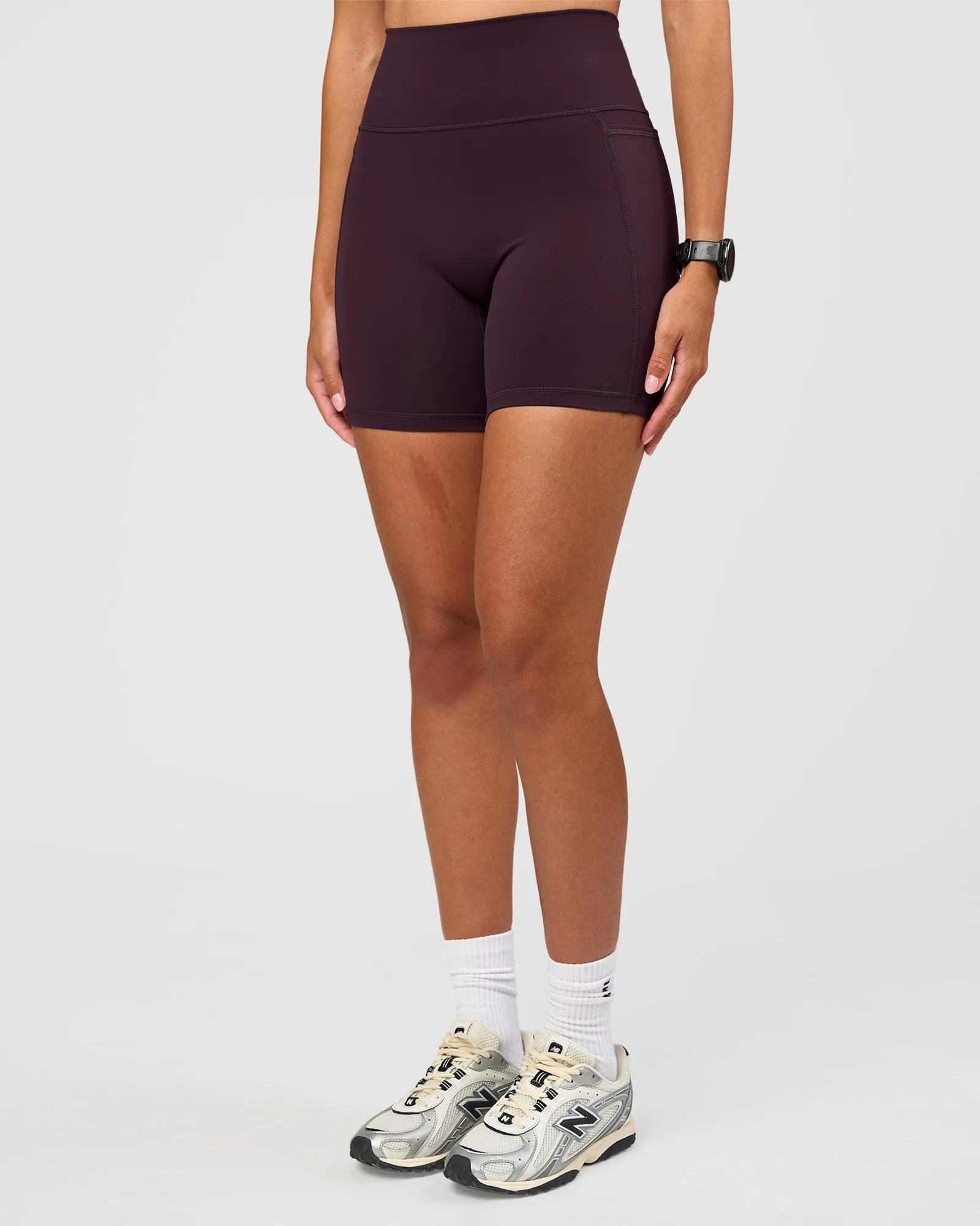 Fusion V-Contour Ultra High-Rise 6" Short Pockets - Midnight Plum sold by LSKD product image thumbnail 2