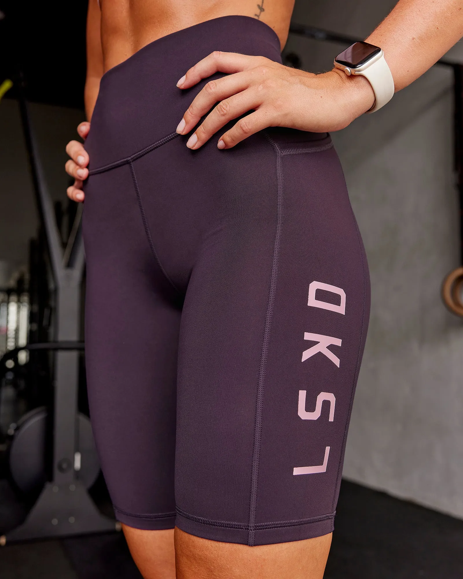 Rep Ultra High-Rise 9" Short Pockets - Midnight Plum-Marshmallow sold by LSKD product image thumbnail 2