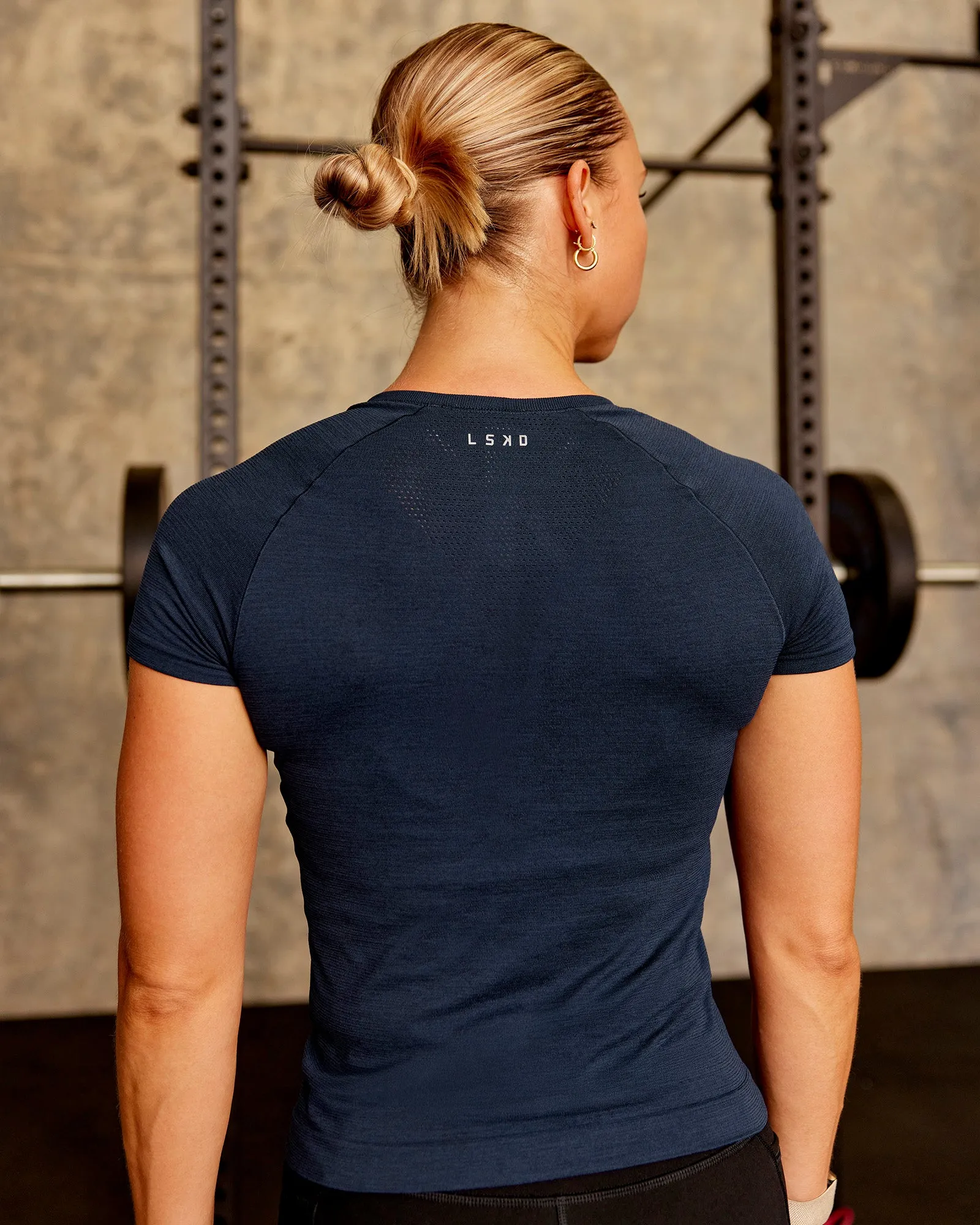 AeroFLX+ Seamless Tee - Future Navy/Future Navy sold by LSKD product image thumbnail 2