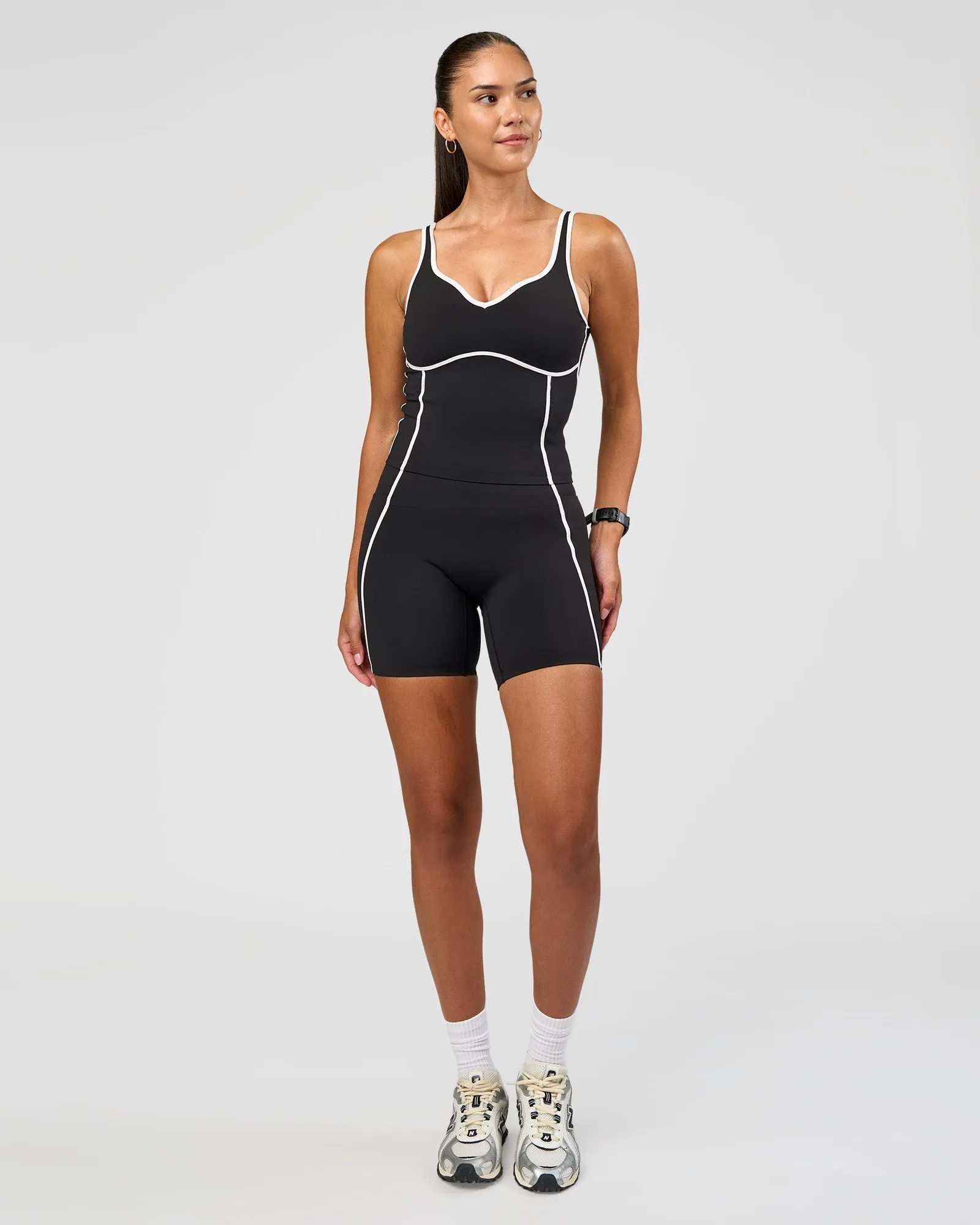 Power Ultra High-Rise 6" Short Pockets - Black sold by LSKD product image thumbnail 3