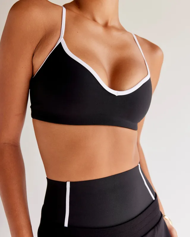 Power Sweetheart Sports Bra - Black made by LSKD