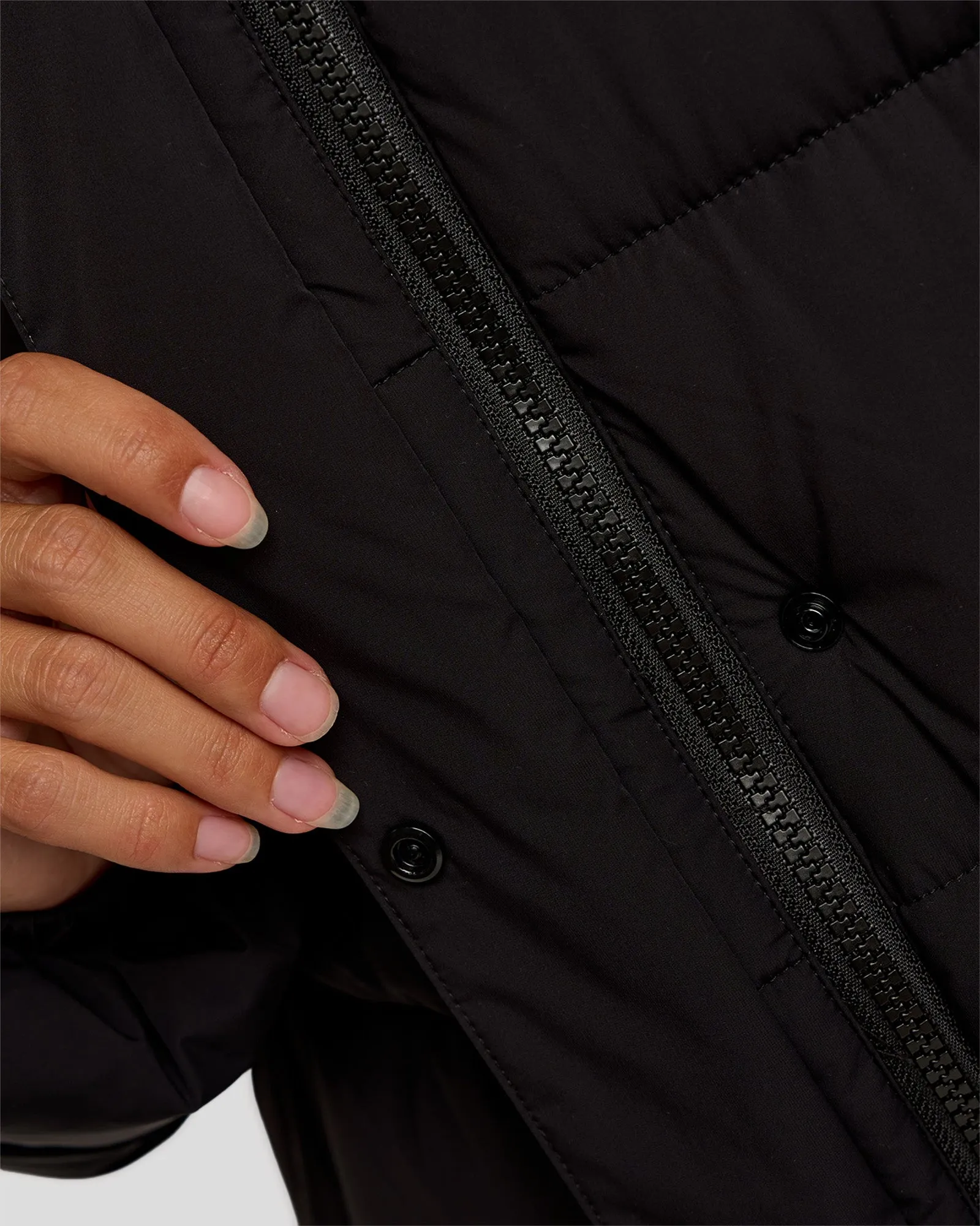 Go-To Puffer Mid Jacket - Black sold by LSKD product image thumbnail 5
