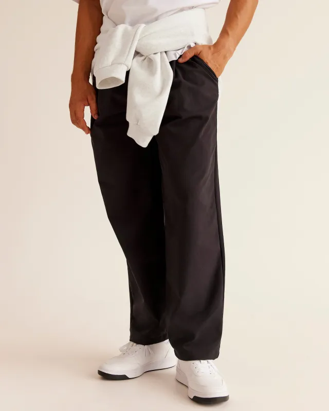 All Day ZeroCrease™ Wide Leg Pant - Black made by LSKD
