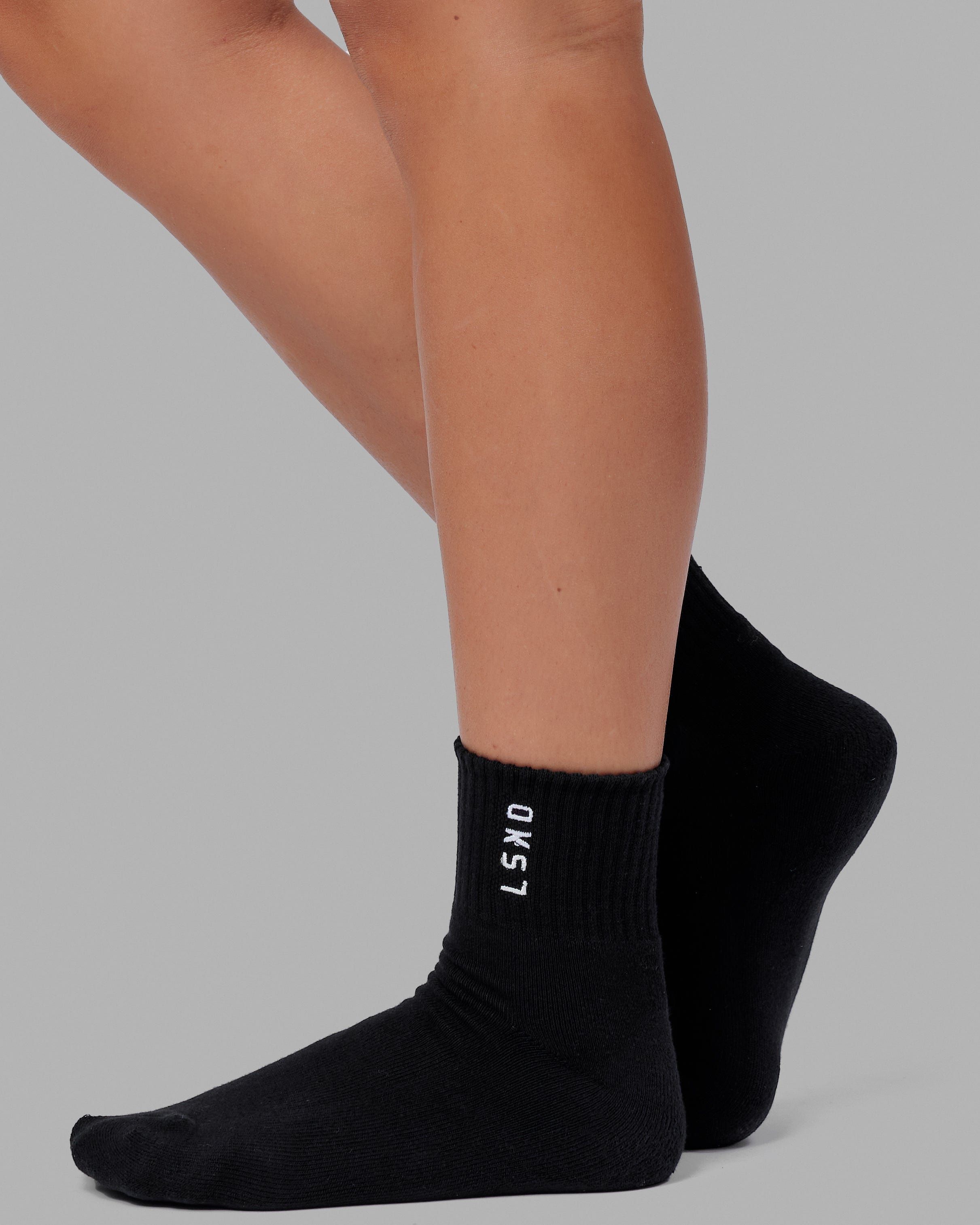 Signal Quarter Socks - Black sold by LSKD
