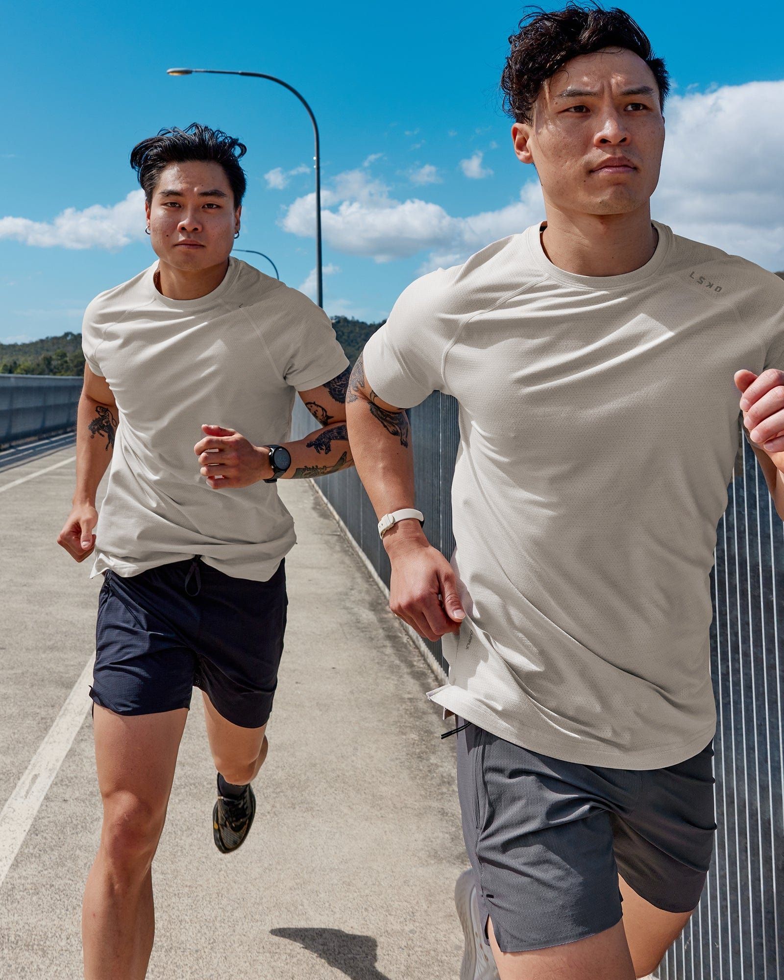 Perform VapourFLX Tee - Shale Beige sold by LSKD product image thumbnail 4