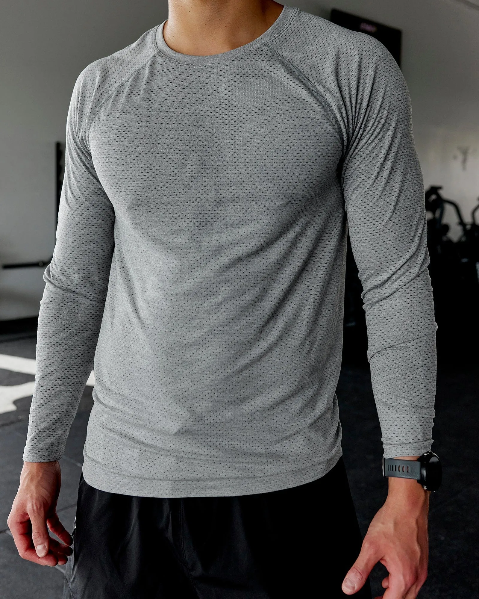 AeroFLX+ Seamless Long Sleeve Tee - Lt Grey Marl sold by LSKD product image thumbnail 4