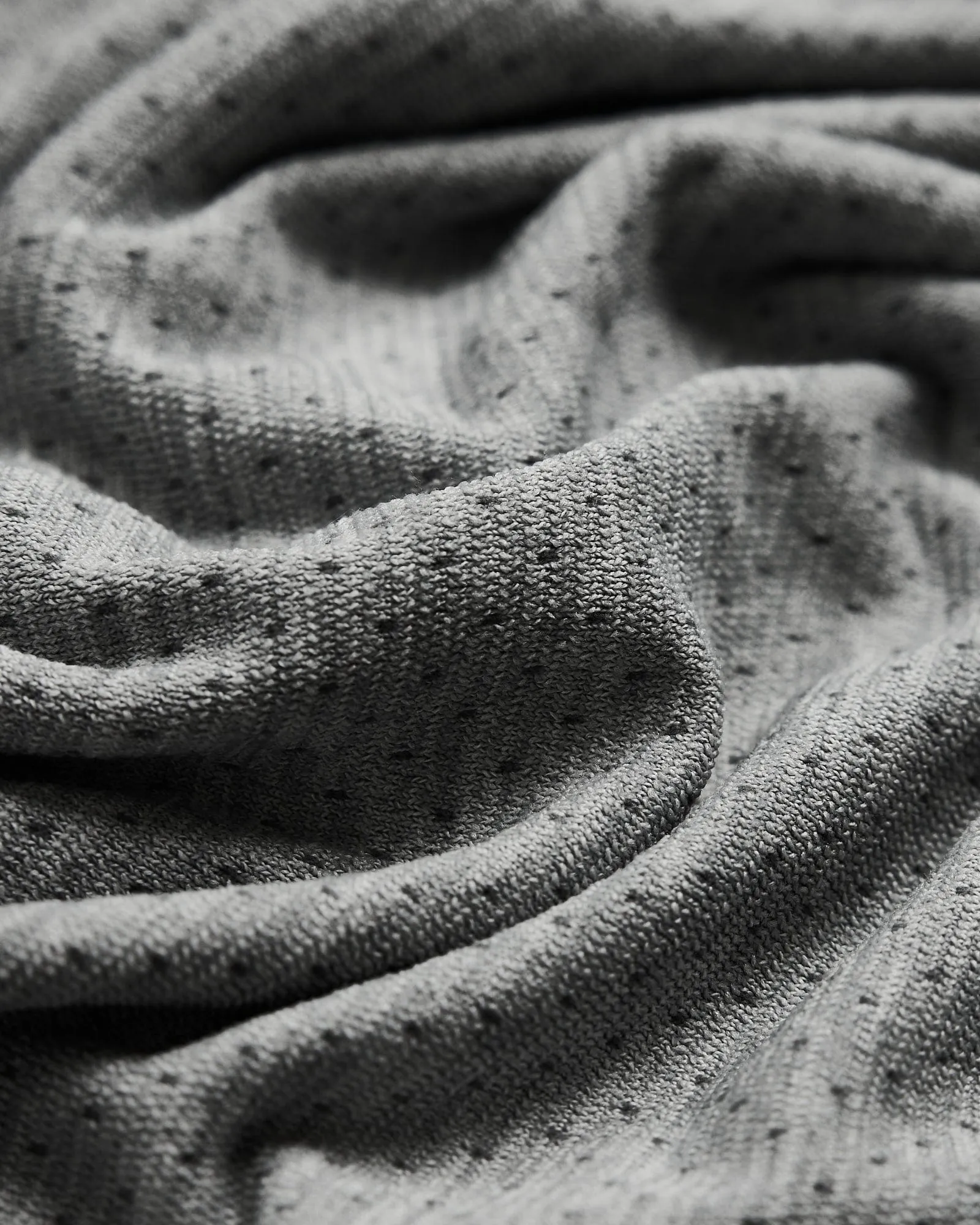 AeroFLX+ Seamless Long Sleeve Tee - Lt Grey Marl sold by LSKD product image thumbnail 5
