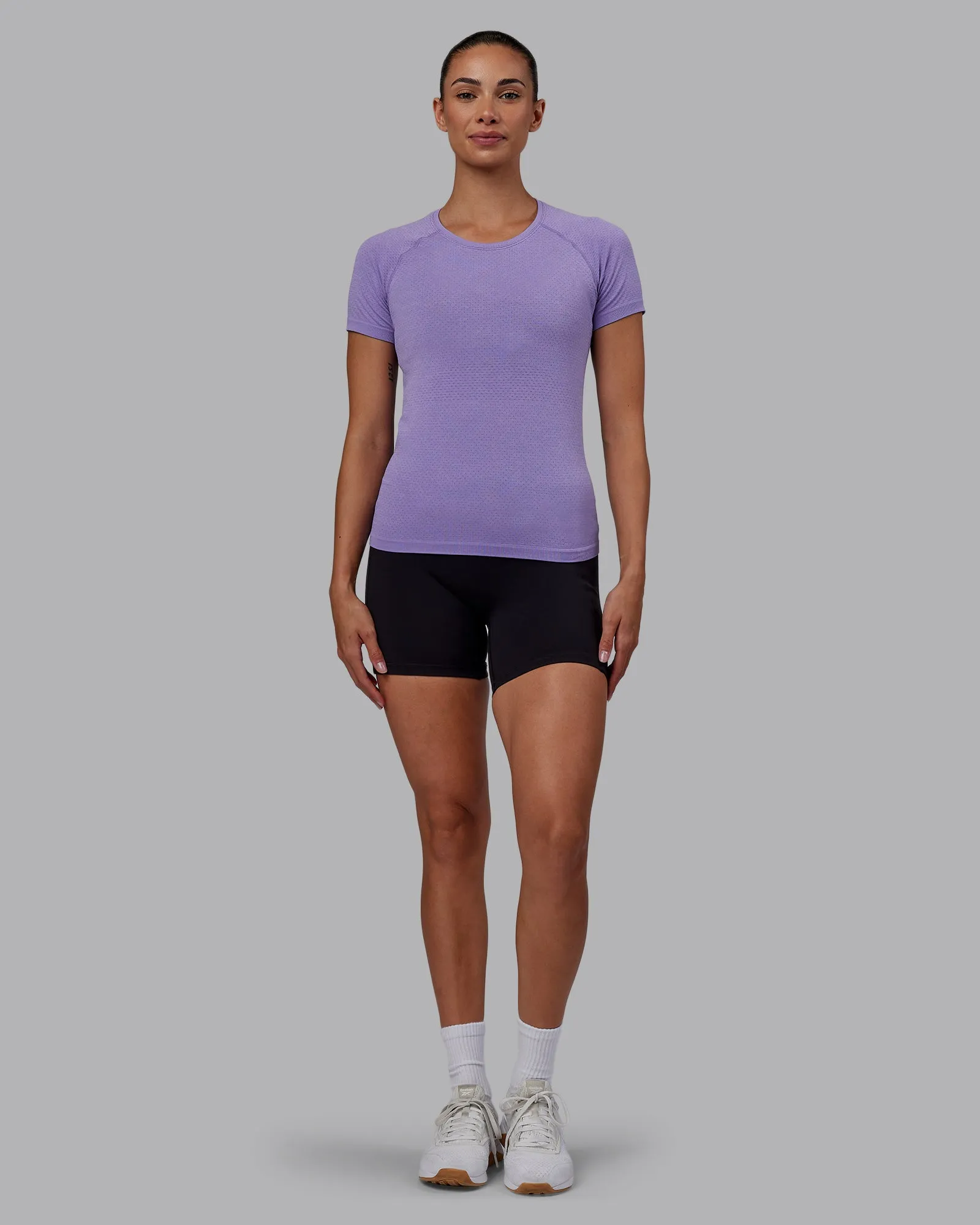 AeroFLX+ Seamless Tee - Dahlia Purple/Dahlia Purple sold by LSKD product image thumbnail 4