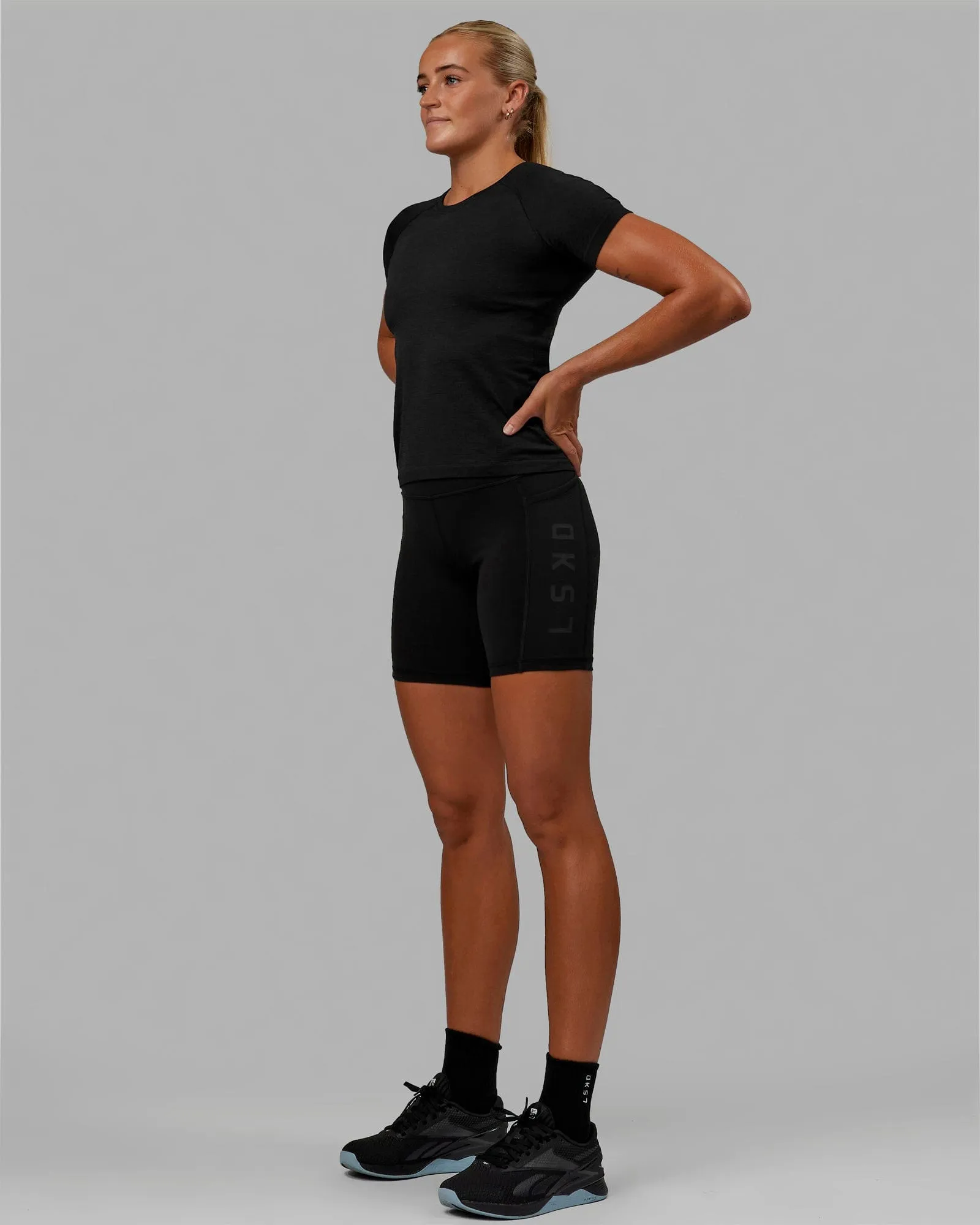 AeroFLX+ Seamless Tee - Black Marl sold by LSKD product image thumbnail 3