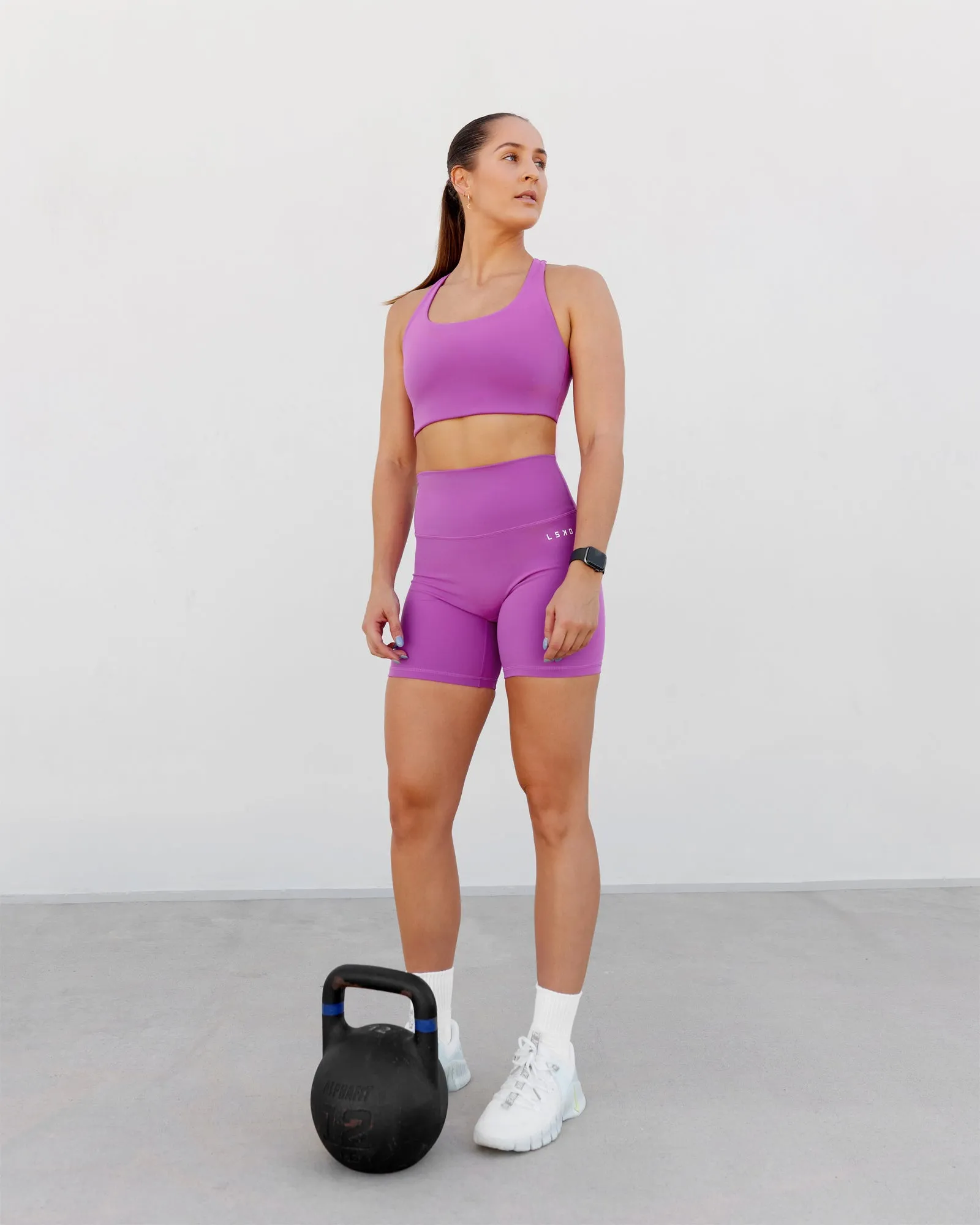 Base 2.0 Mid Short Tight - Hyper Violet sold by LSKD product image thumbnail 4