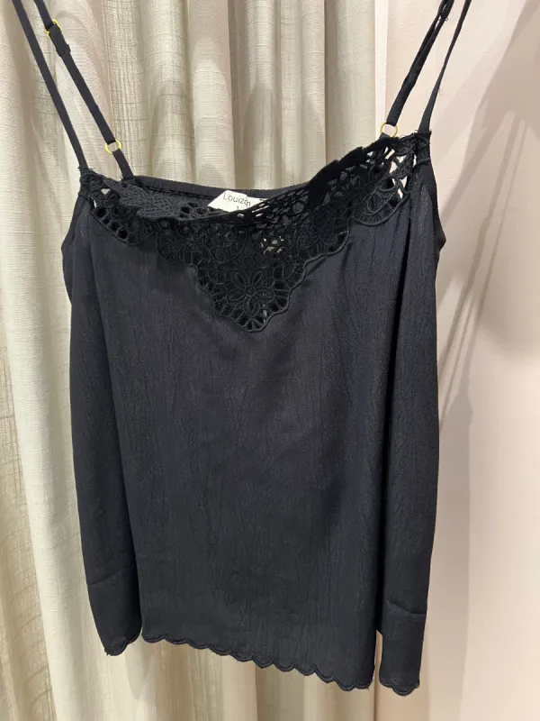 Louizon | Dirla Cami Top - Noir sold by Fort