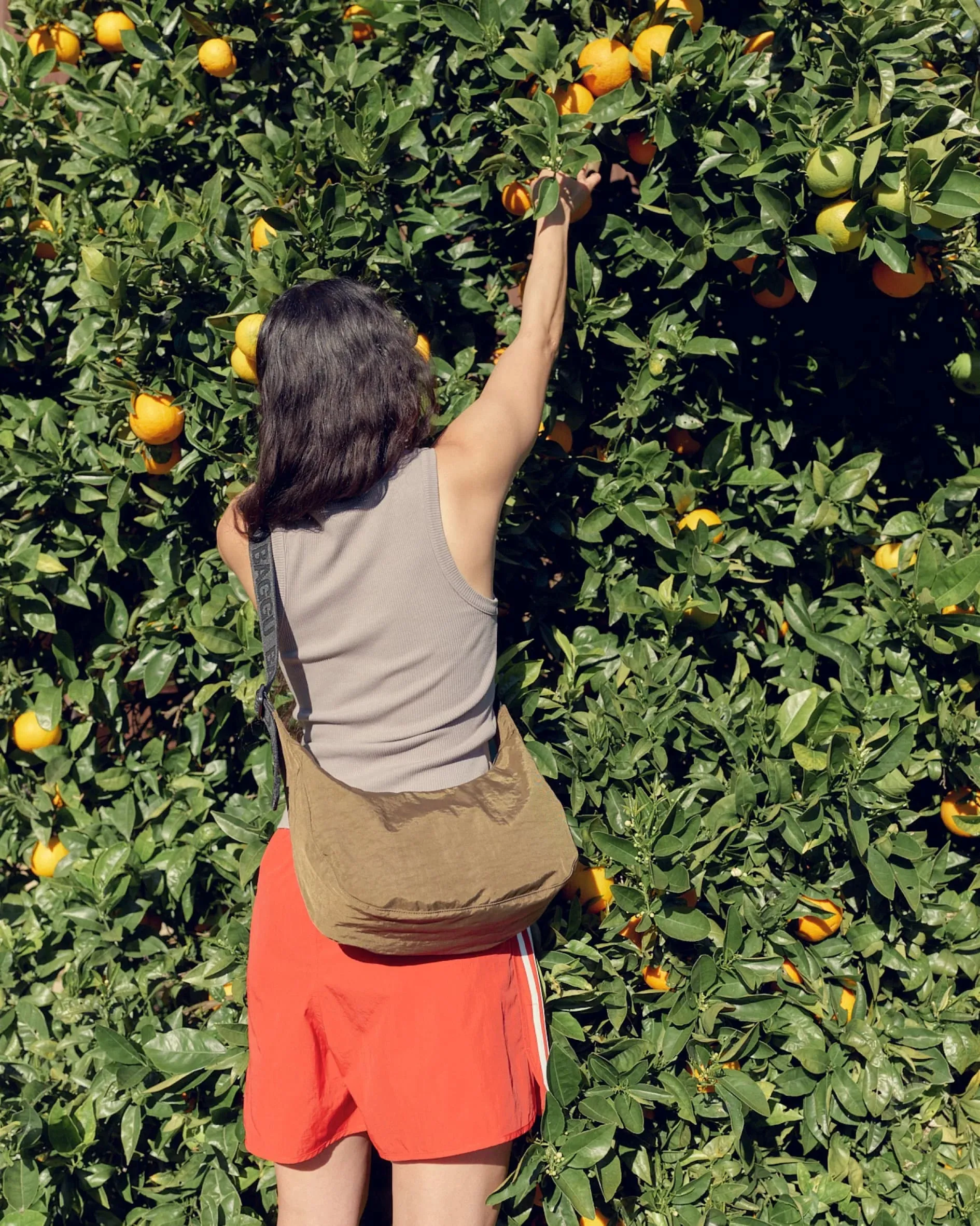 Baggu | Medium Nylon Crescent Bag - Seaweed sold by Fort