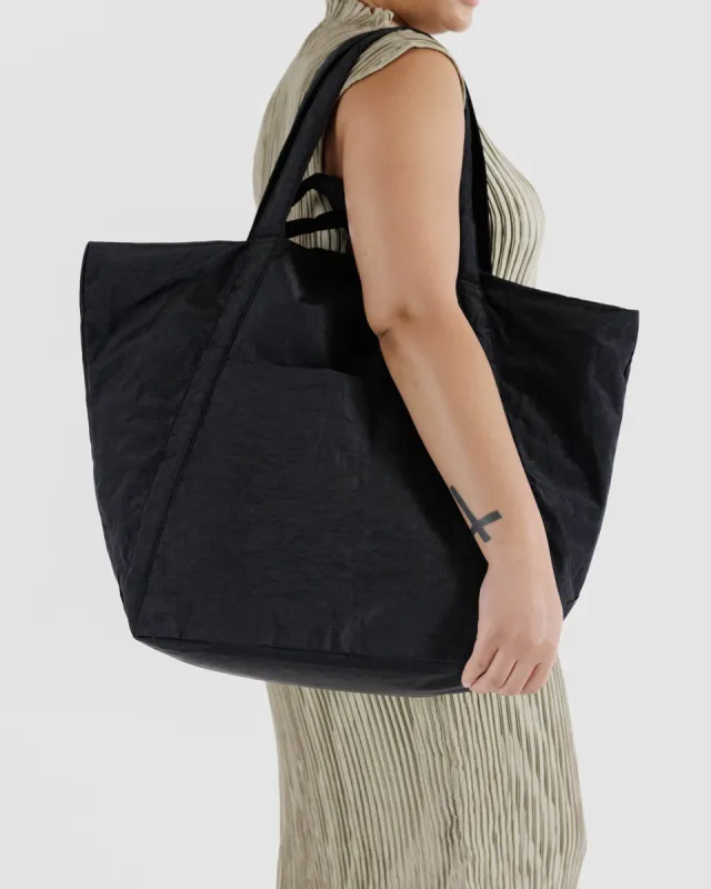 Baggu | Travel Cloud Bag - Black sold by Fort