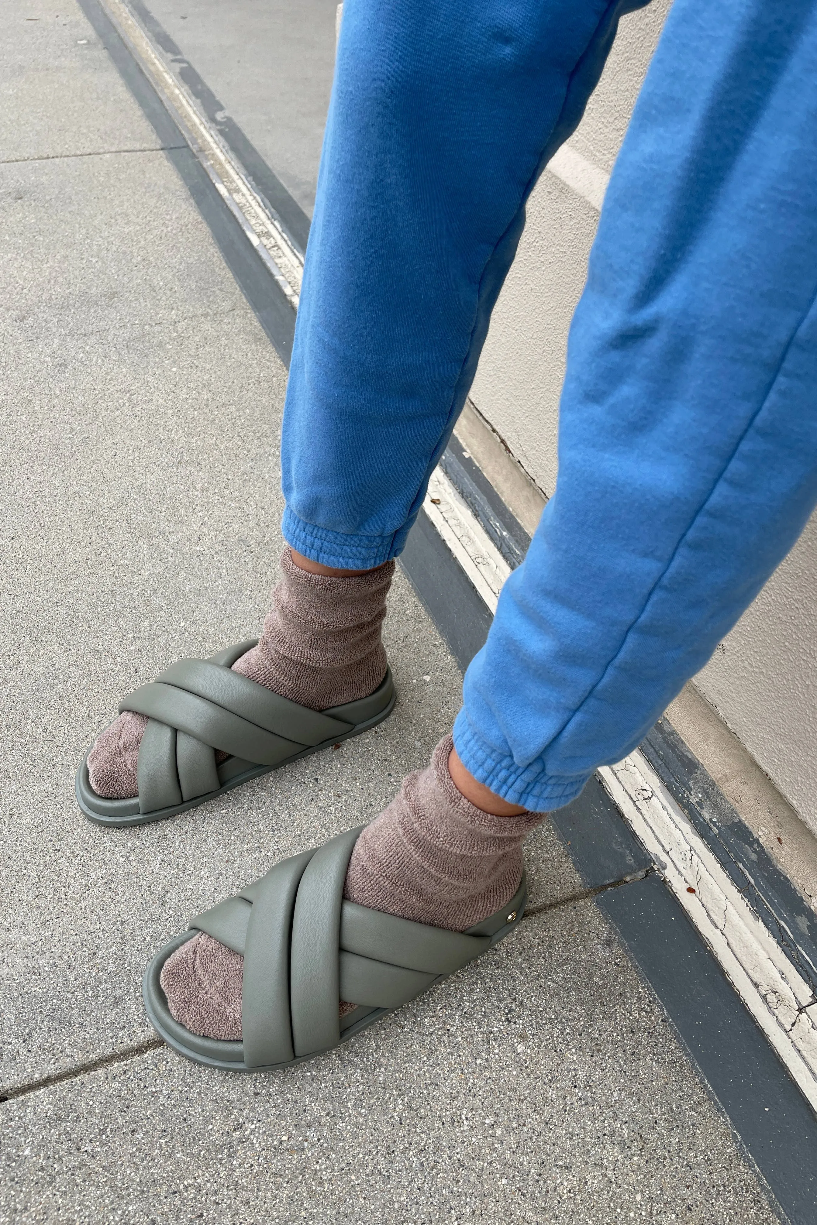 Le Bon Shoppe | Cloud Socks - Frappe sold by Fort