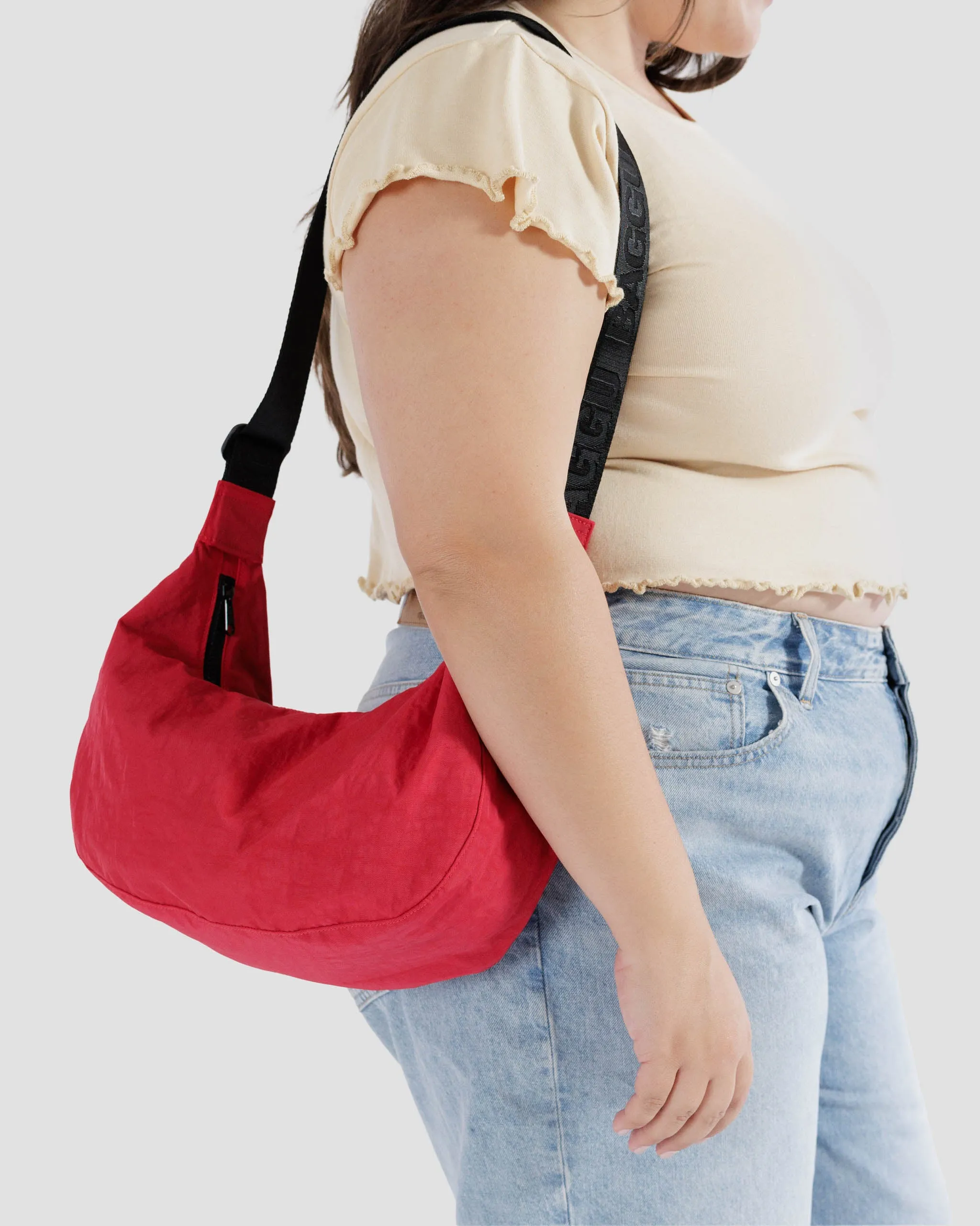 Baggu | Medium Nylon Crescent Bag - Candy Apple sold by Fort product image thumbnail 2