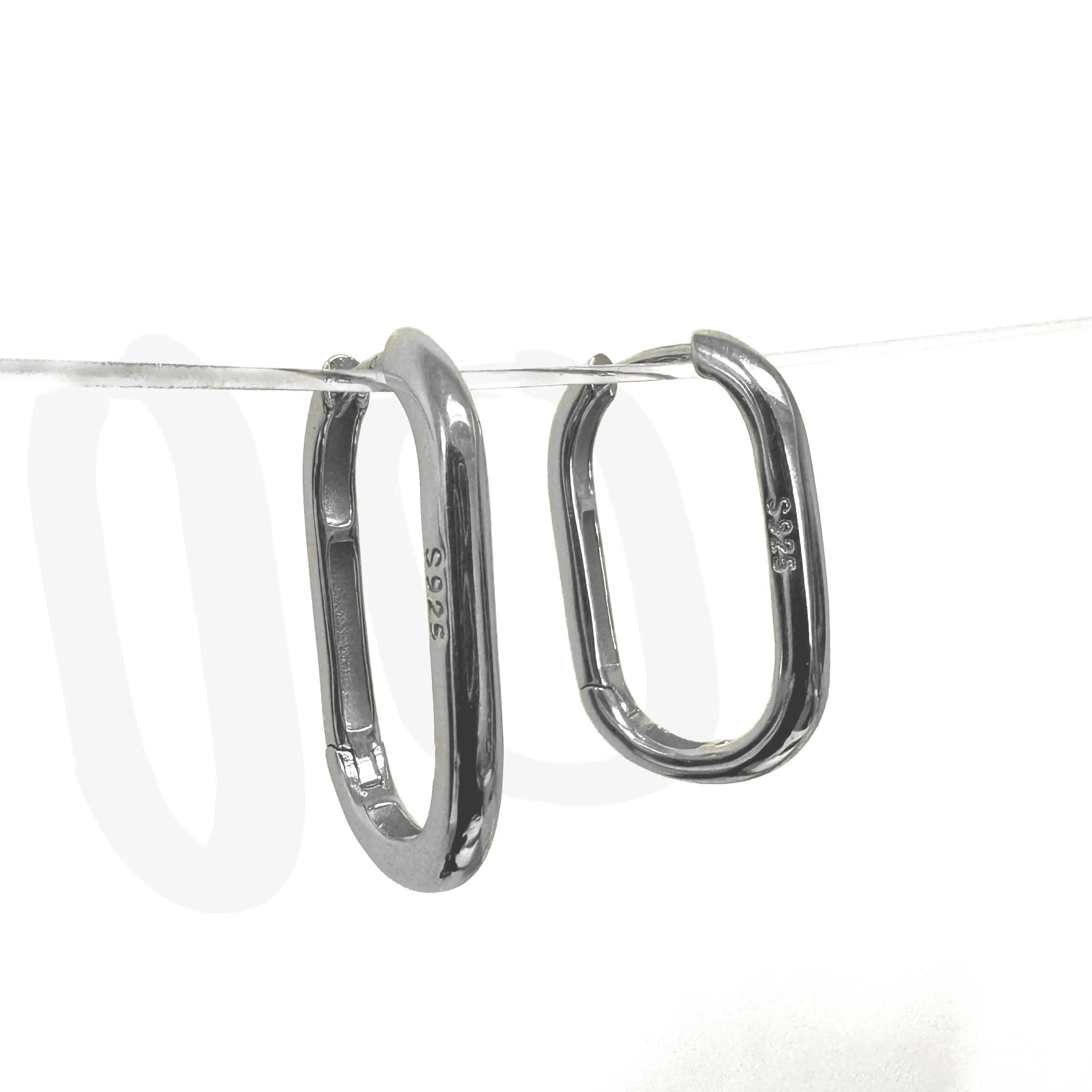 Love Local Jewelry | Brooklyn Heights Hoops 25mm - Gold or Silver sold by Fort product image thumbnail 3