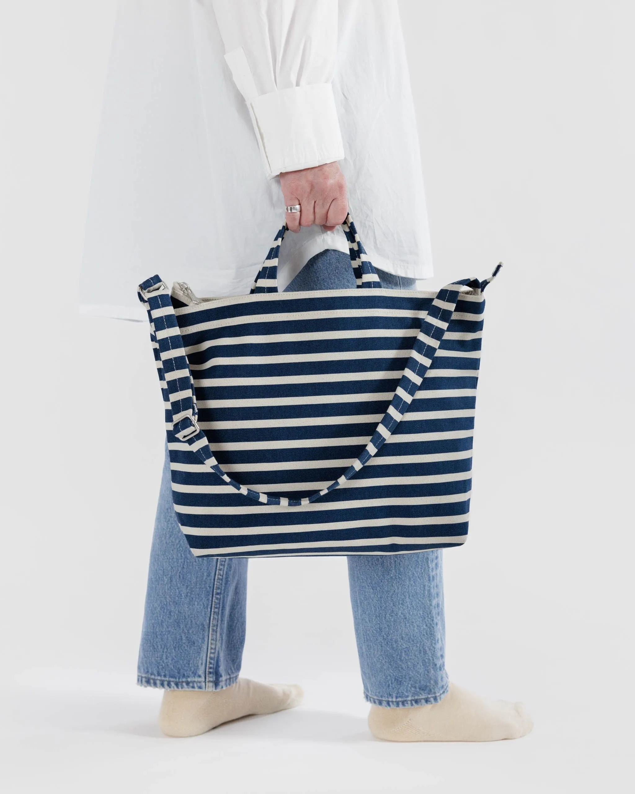 Baggu | Horizontal Zip Duck Bag - Navy Stripes sold by Fort product image thumbnail 2