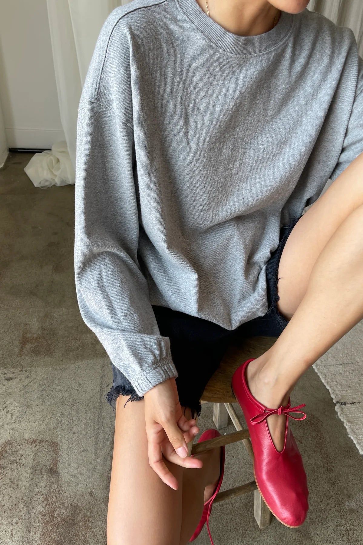 Le Bon Shoppe | Naturelle Tee - Grey sold by Fort