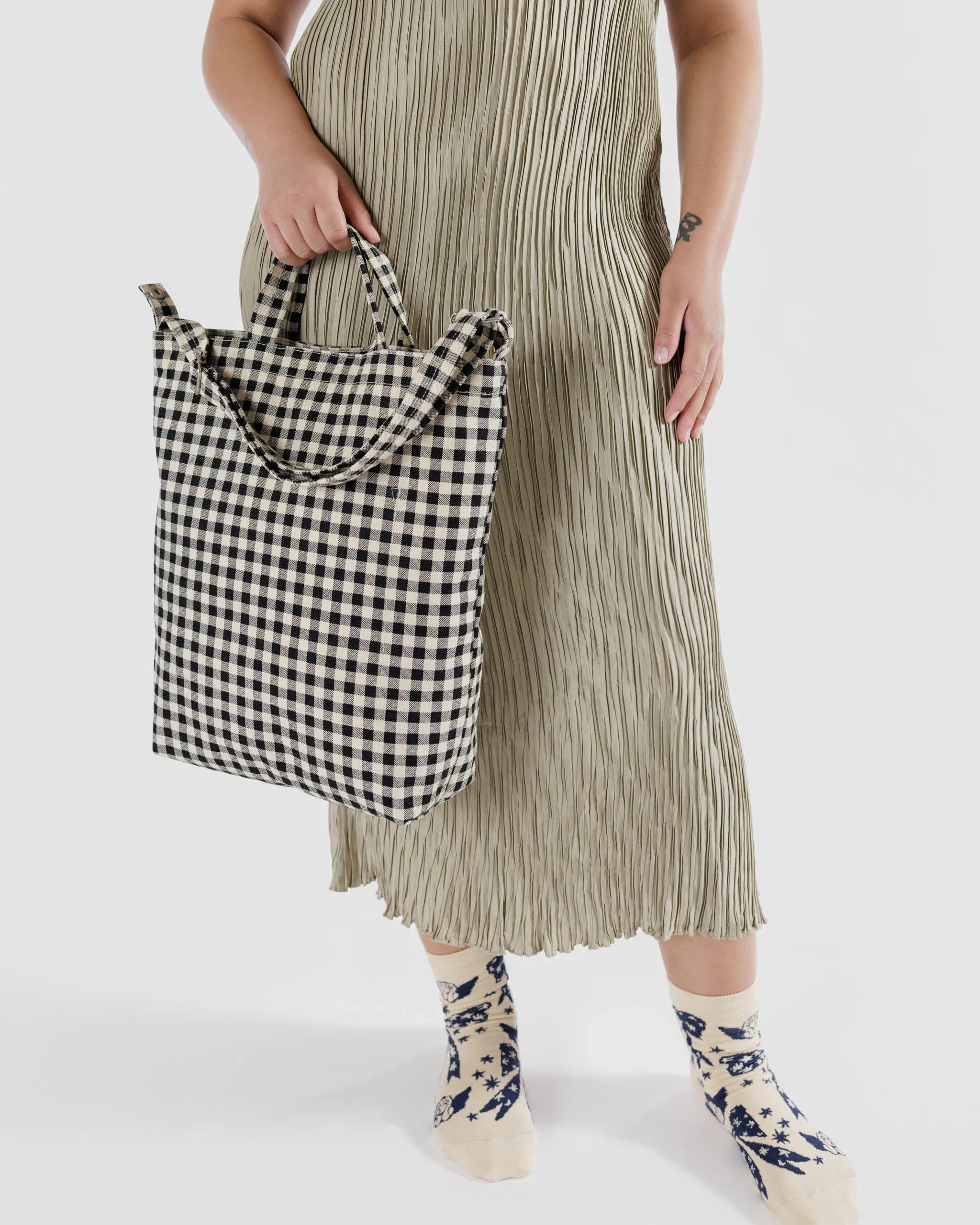 Baggu | Duck Bag Zip - Black and White Gingham sold by Fort product image thumbnail 2