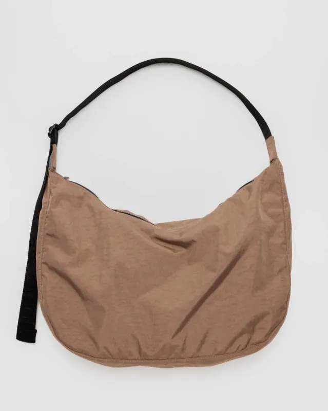 Baggu | Large Nylon Crescent Bag - Cocoa sold by Fort