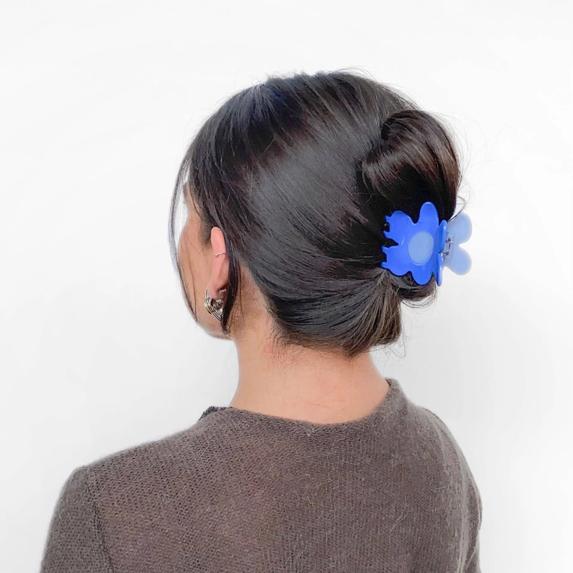 CHUNKS | Flower Claw - Periwinkle + Blue sold by Fort product image thumbnail 2