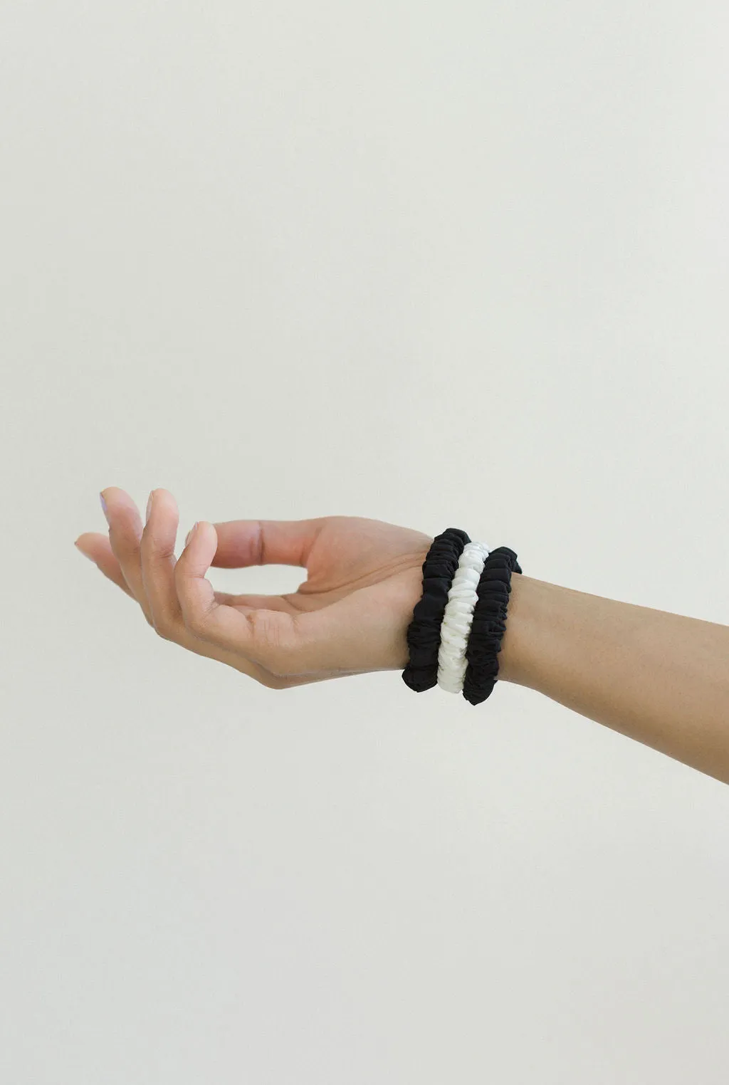 A Bronze Age | Super Sport Scrunchie 3 Pack - Black & White sold by Fort